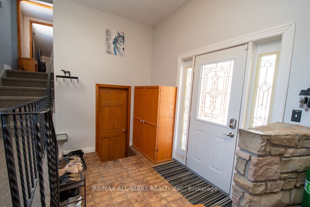 1185 Sturgeon Road, Kawartha Lakes, ON K9V 4R8 photo 5