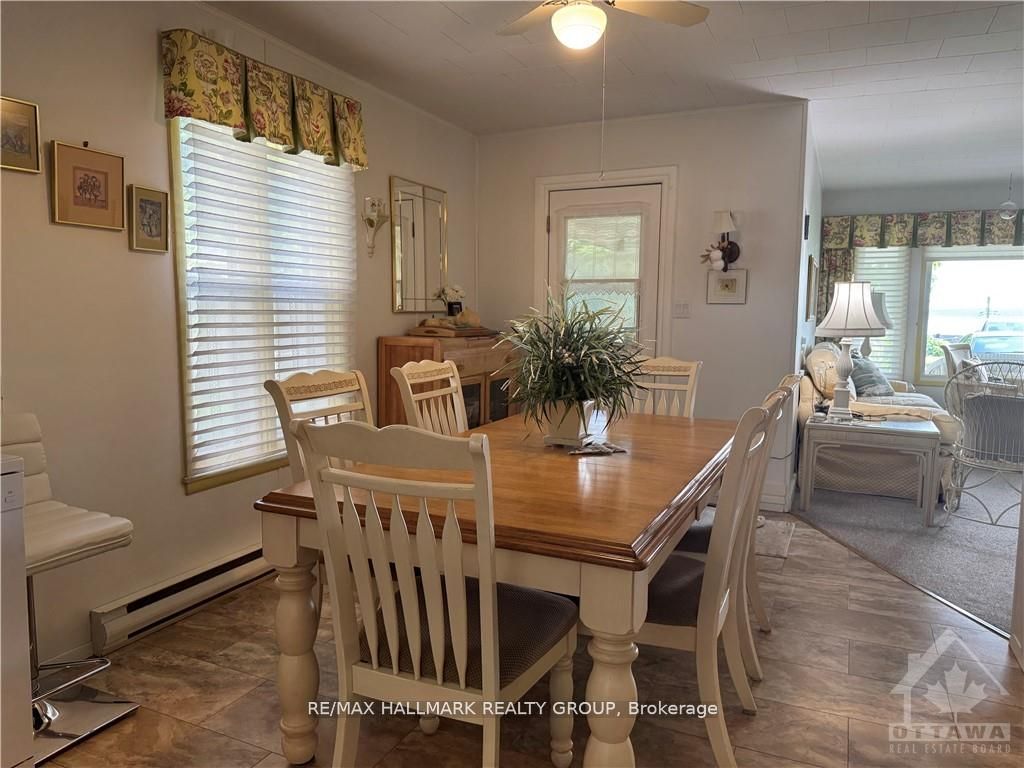112 MCKENZIE Lane, Elizabethtown-Kitley, ON K6V 7E5 photo 4