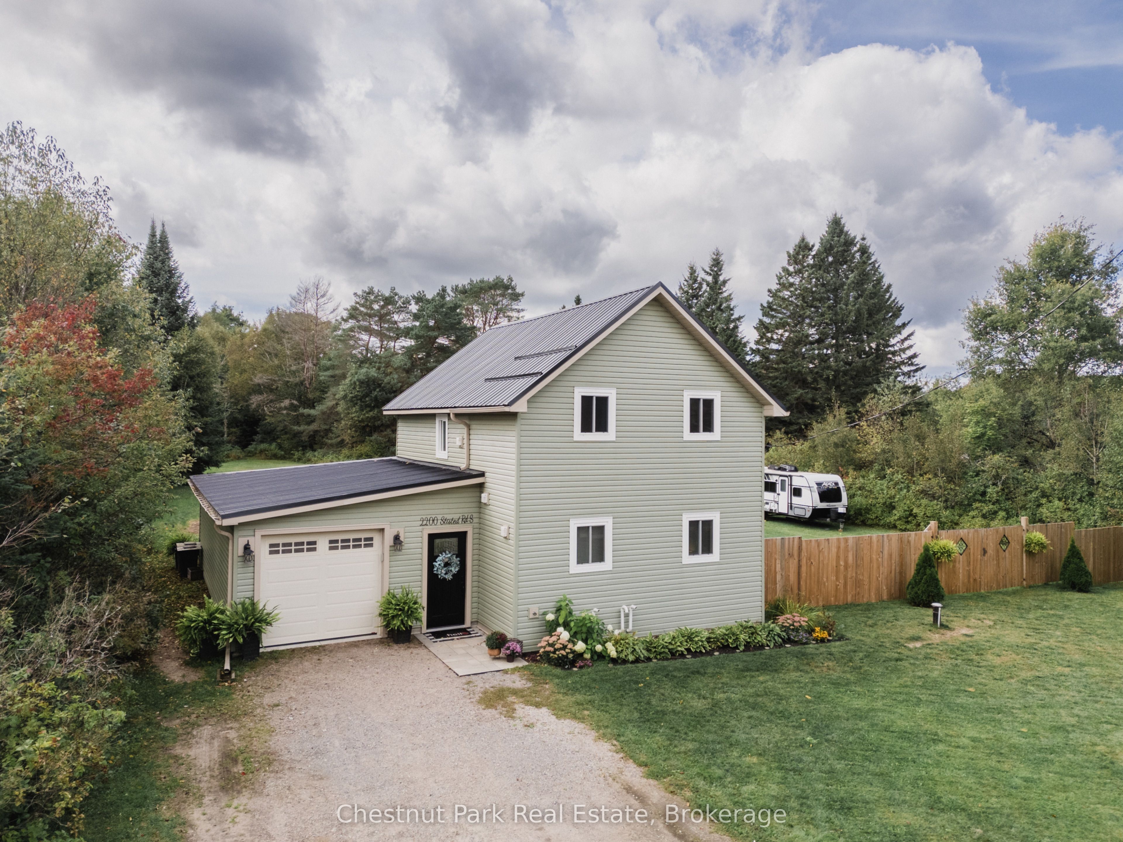 2200 Stisted Road S, McMurrich/Monteith, ON P0A 1Y0
