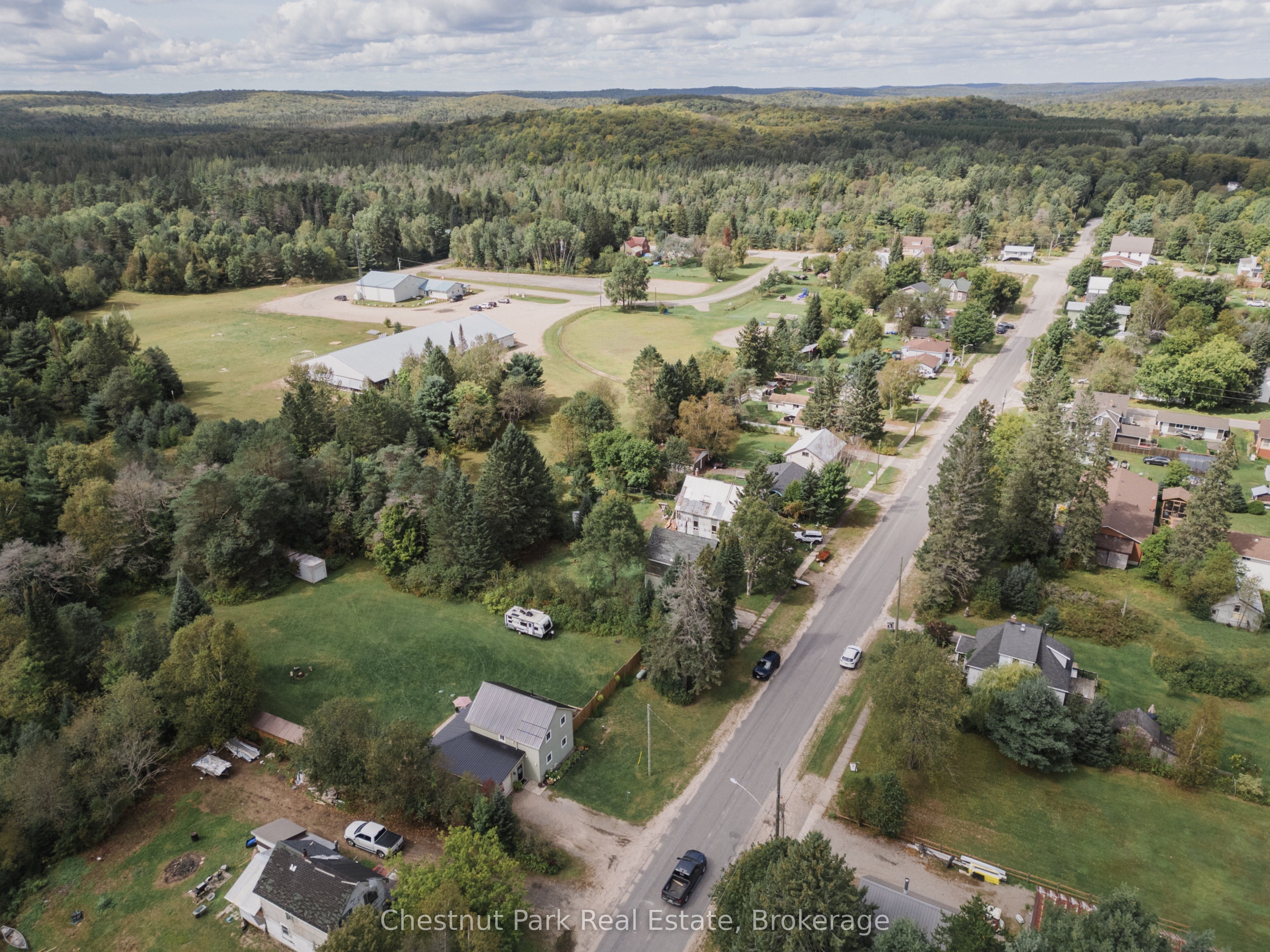 2200 Stisted Road S, McMurrich/Monteith, ON P0A 1Y0 photo 3