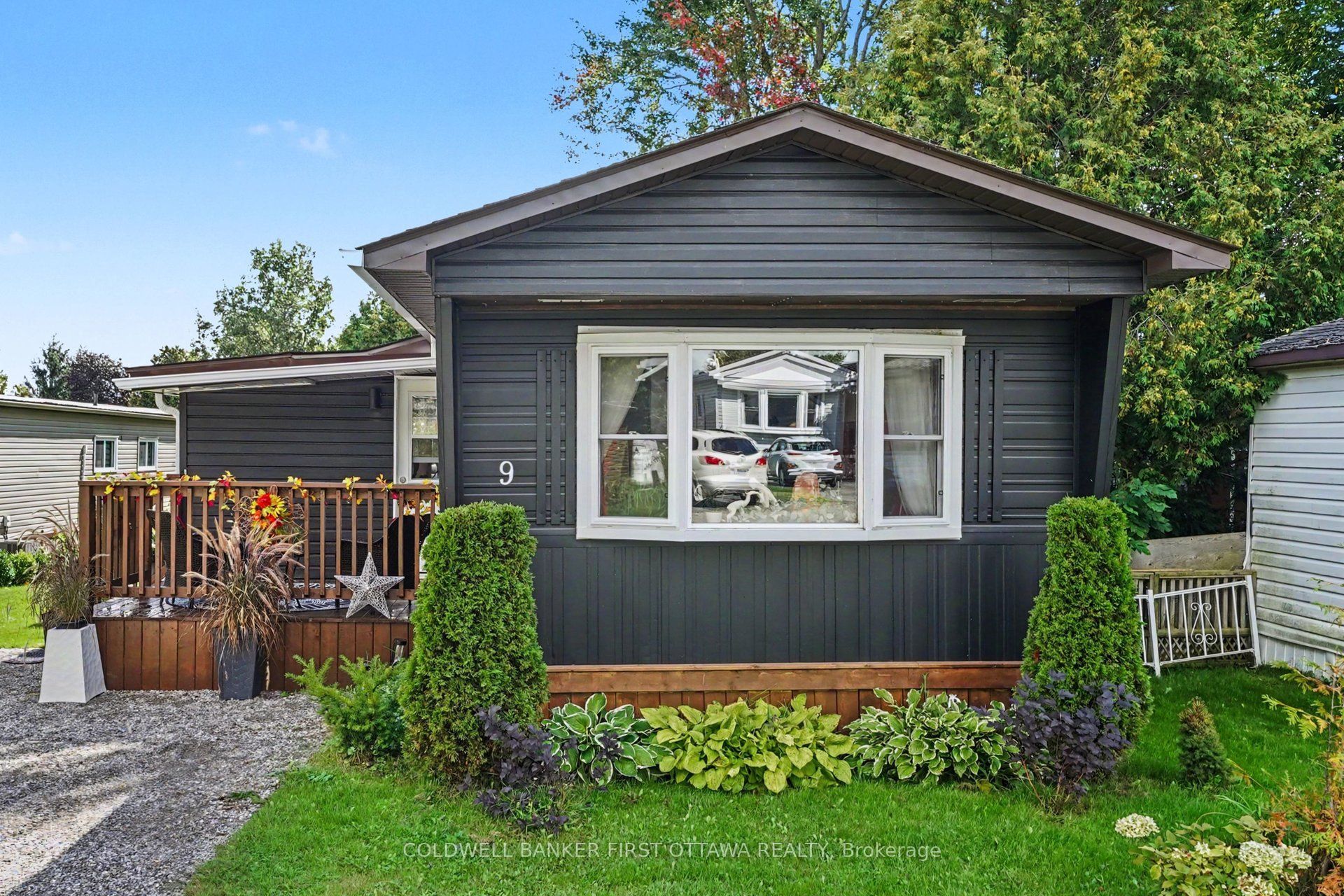 9 Saddle Avenue, Rideau Lakes, ON K7A 4S5 photo 2