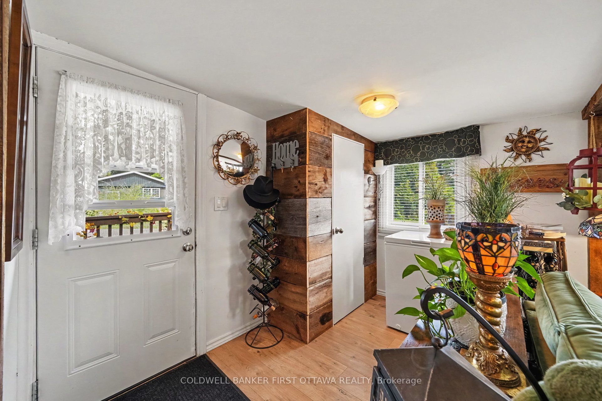 9 Saddle Avenue, Rideau Lakes, ON K7A 4S5 photo 3