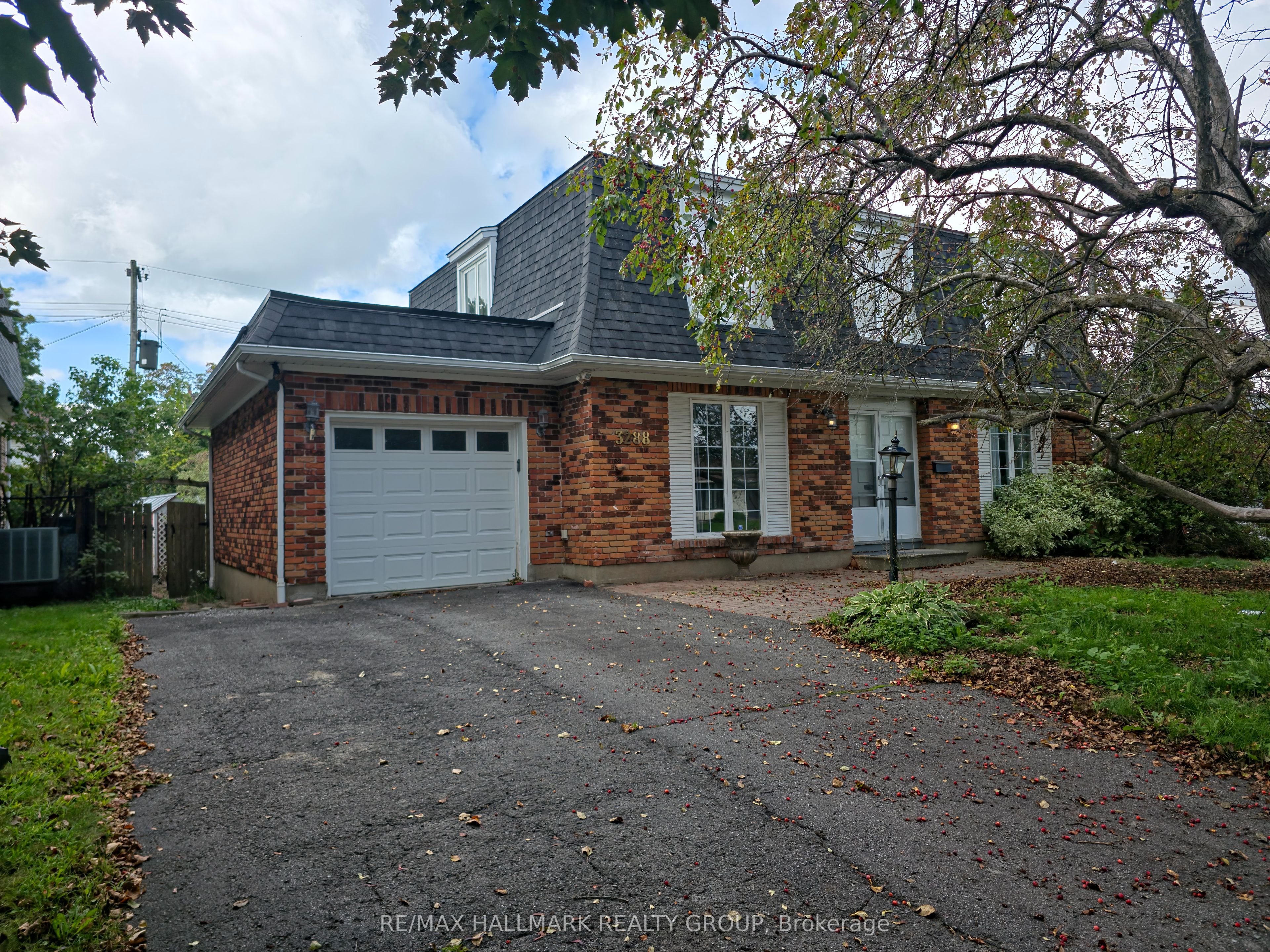3288 Clearwater Crescent, Hunt Club - South Keys and Area, ON K1V 7S2