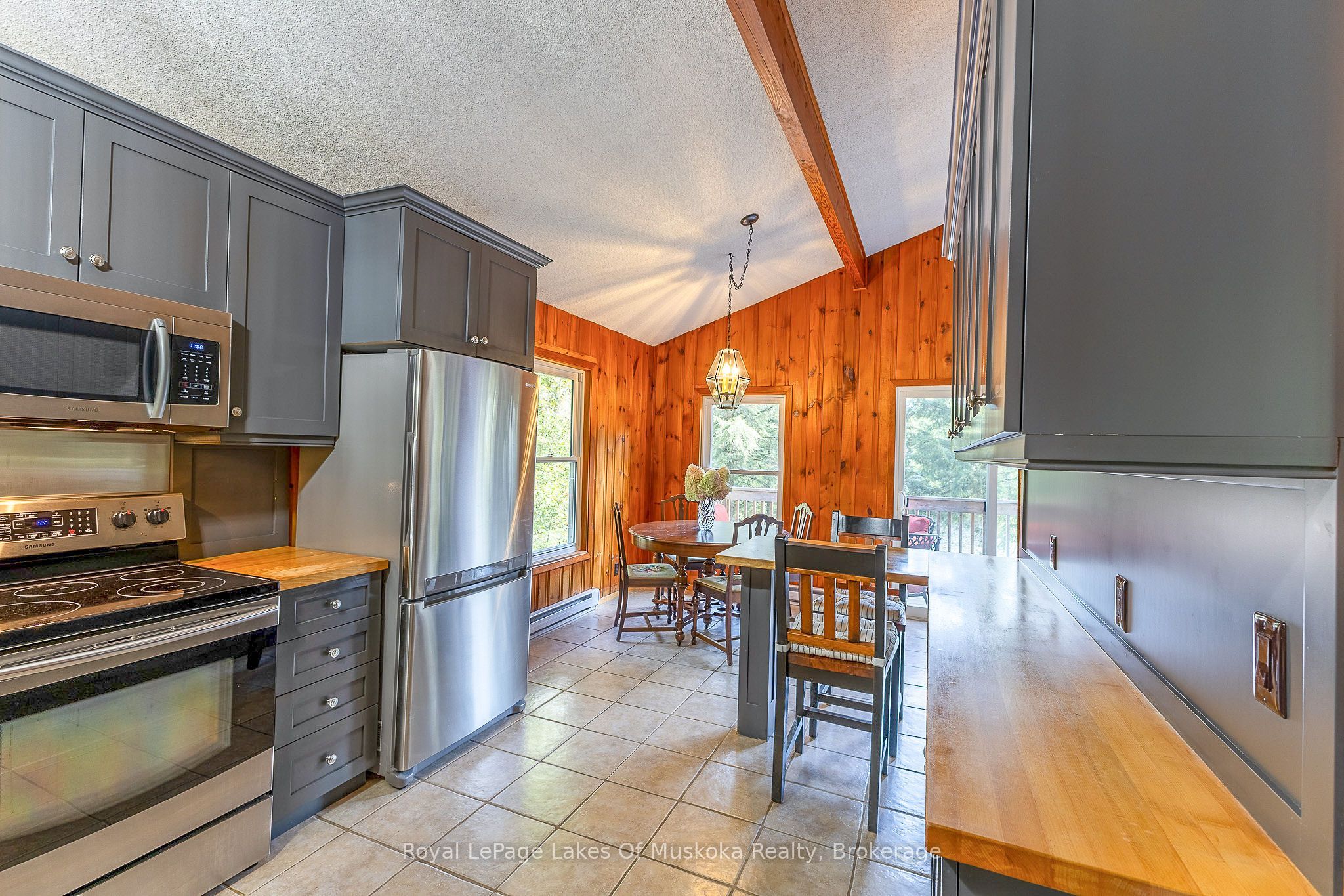1053 Atkins Lake Road, Bracebridge, ON P1L 1W9 photo 5