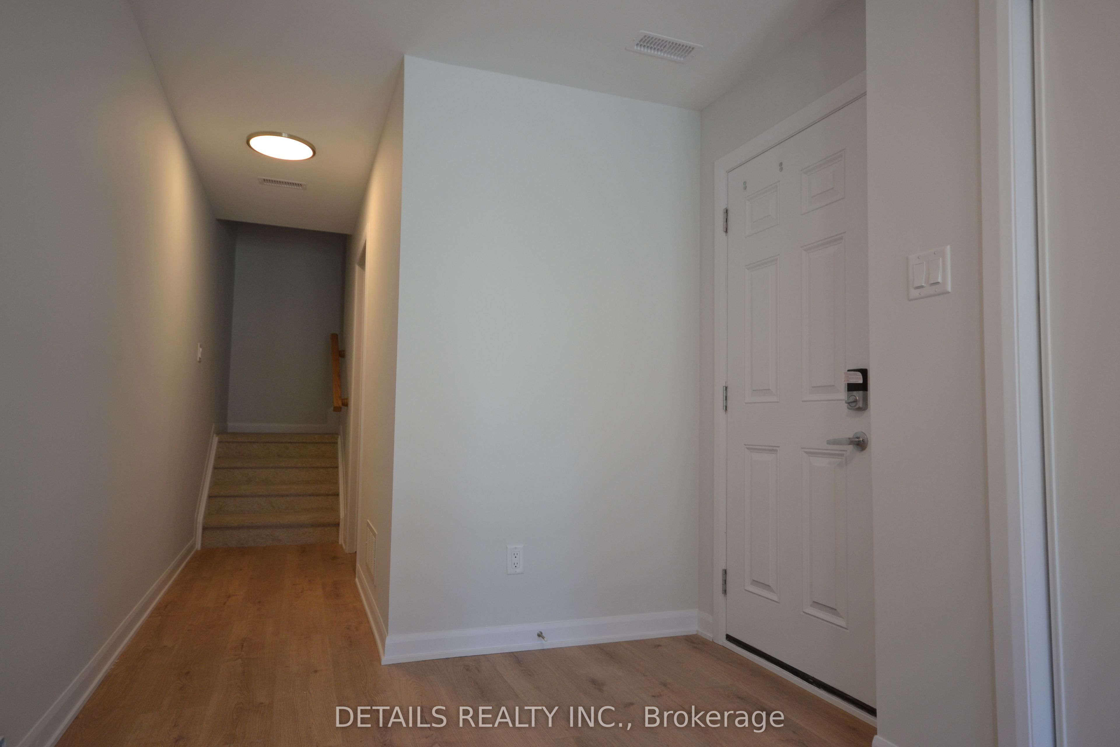 763 Tadpole Crescent, Barrhaven, ON K2J 7M9 photo 3