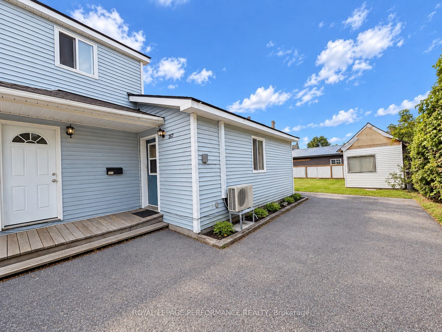 271-267 Twelfth Street W, Cornwall, ON K6J 3C5 photo 2