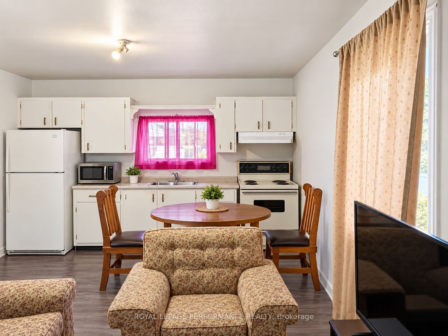 271-267 Twelfth Street W, Cornwall, ON K6J 3C5 photo 5