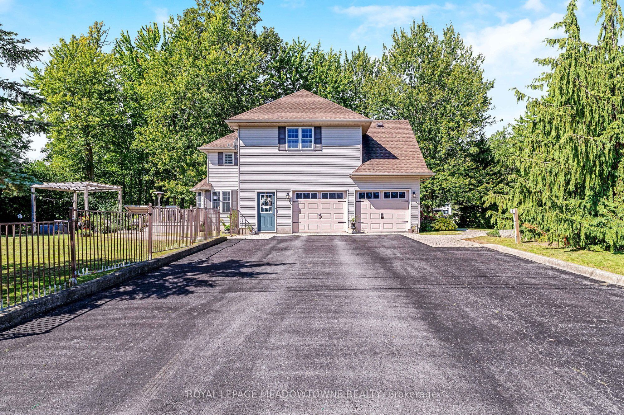 1345 Parkside Avenue, Fort Erie, ON L2A 6L4 photo 5
