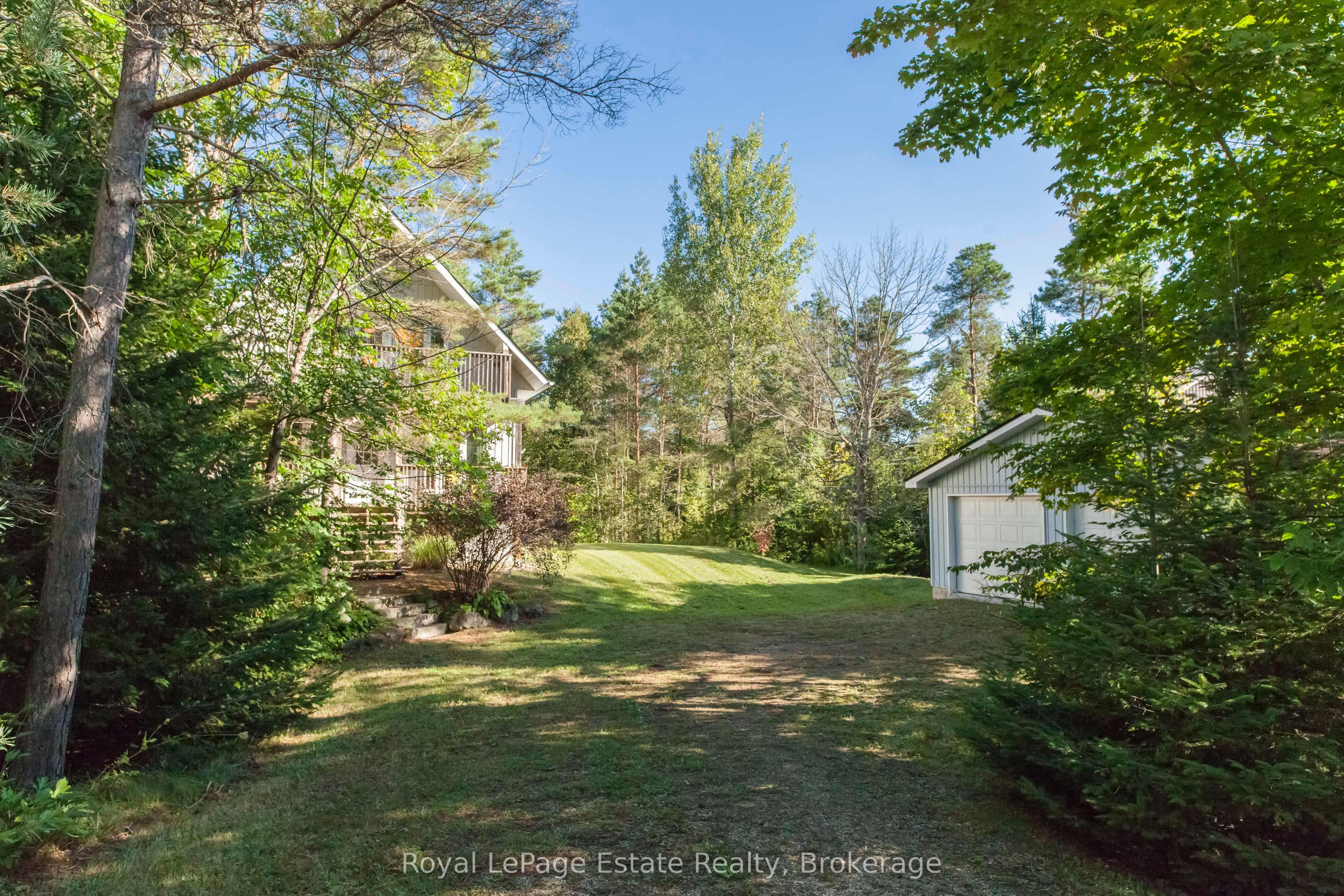 635 Sixth Street N, South Bruce Peninsula, ON N0H 2G0 photo 3