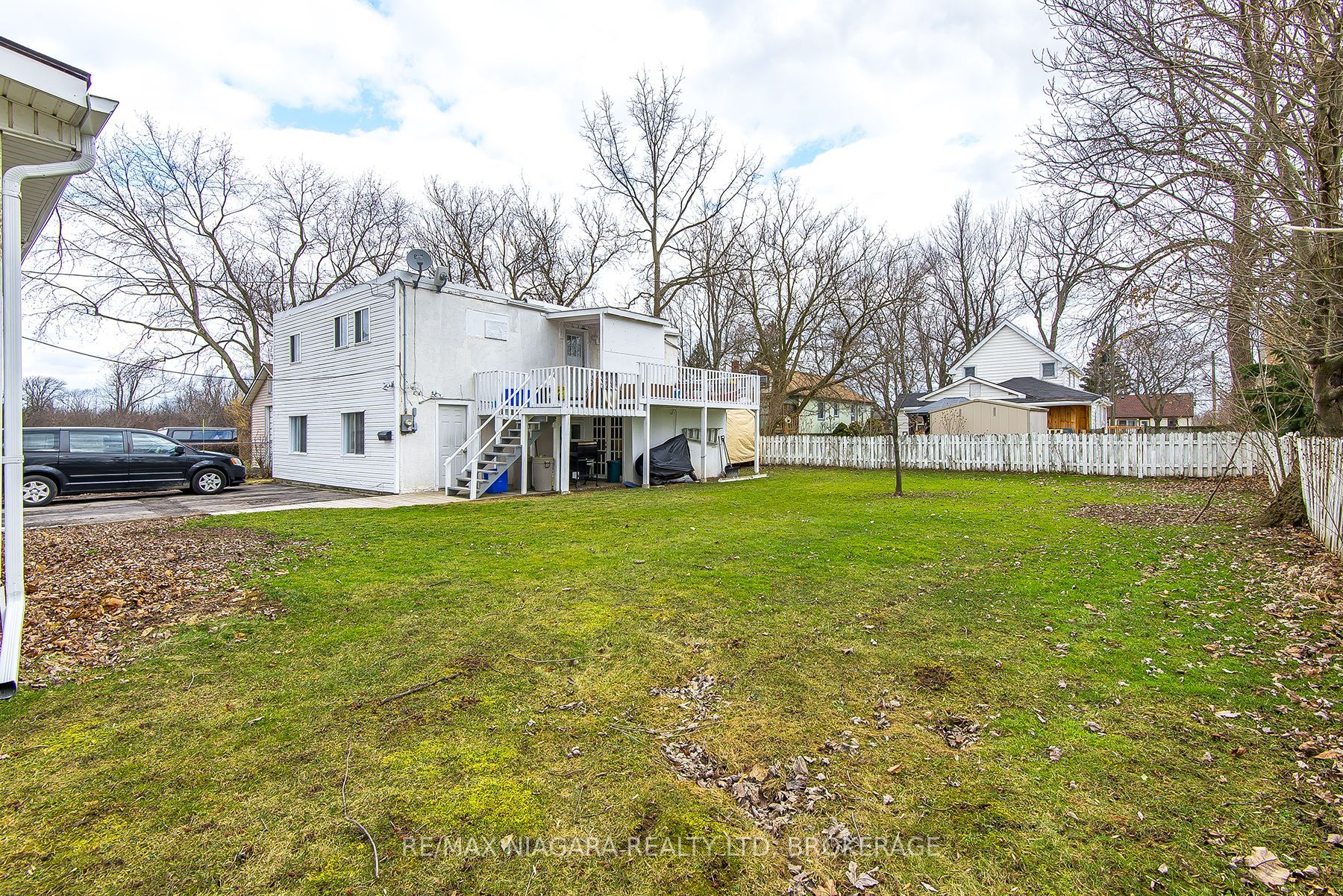 255 Mellanby Avenue, Port Colborne, ON L3K 2M2 photo 5