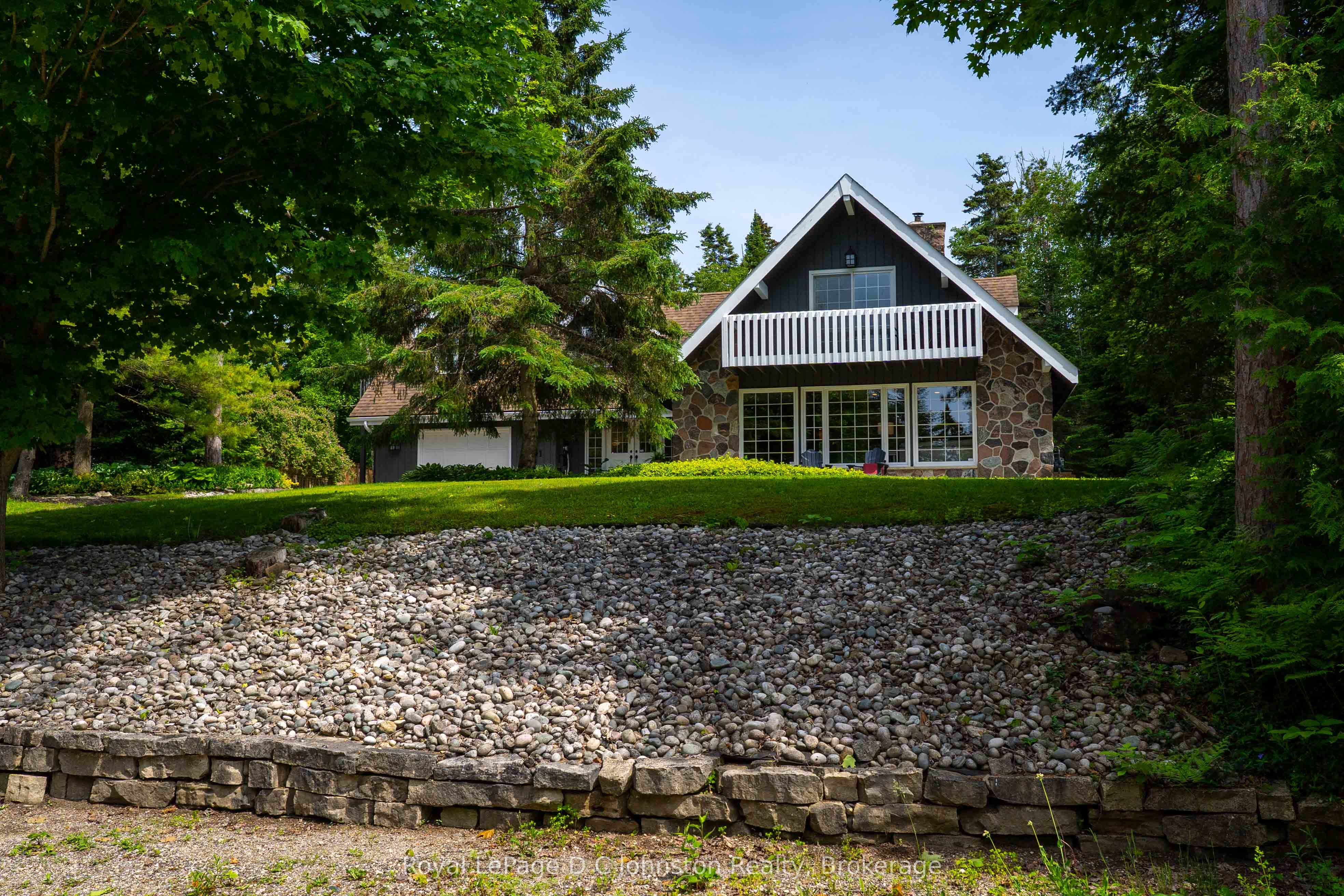 471 Eckford Avenue, Saugeen Shores, ON N0H 2L0 photo 3