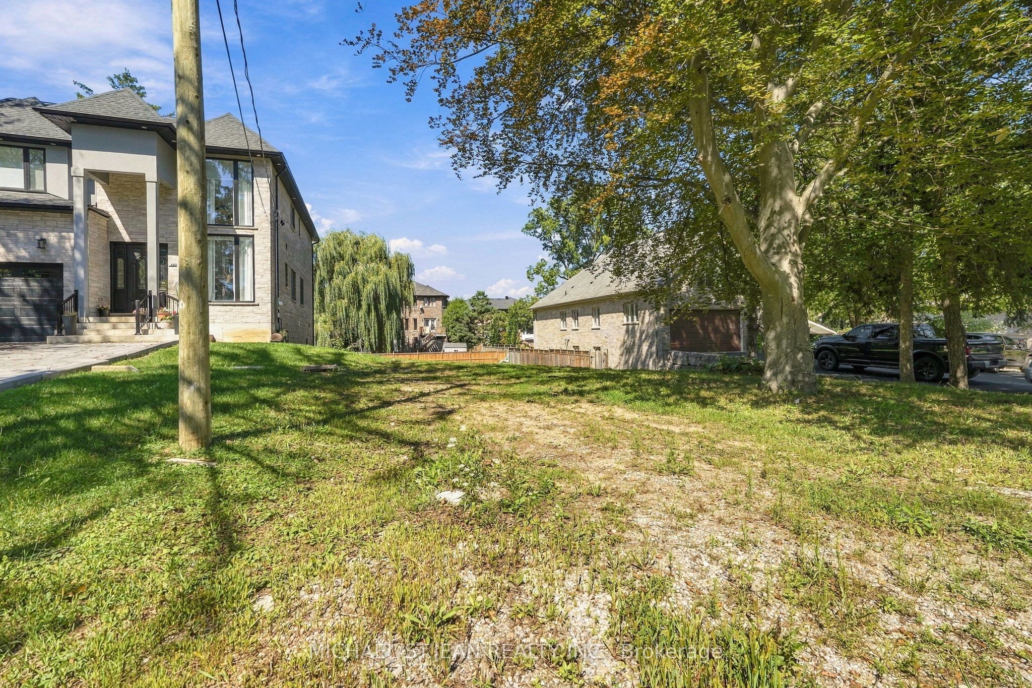 657 Mohawk Road, Hamilton, ON L9G 2X1 photo 5