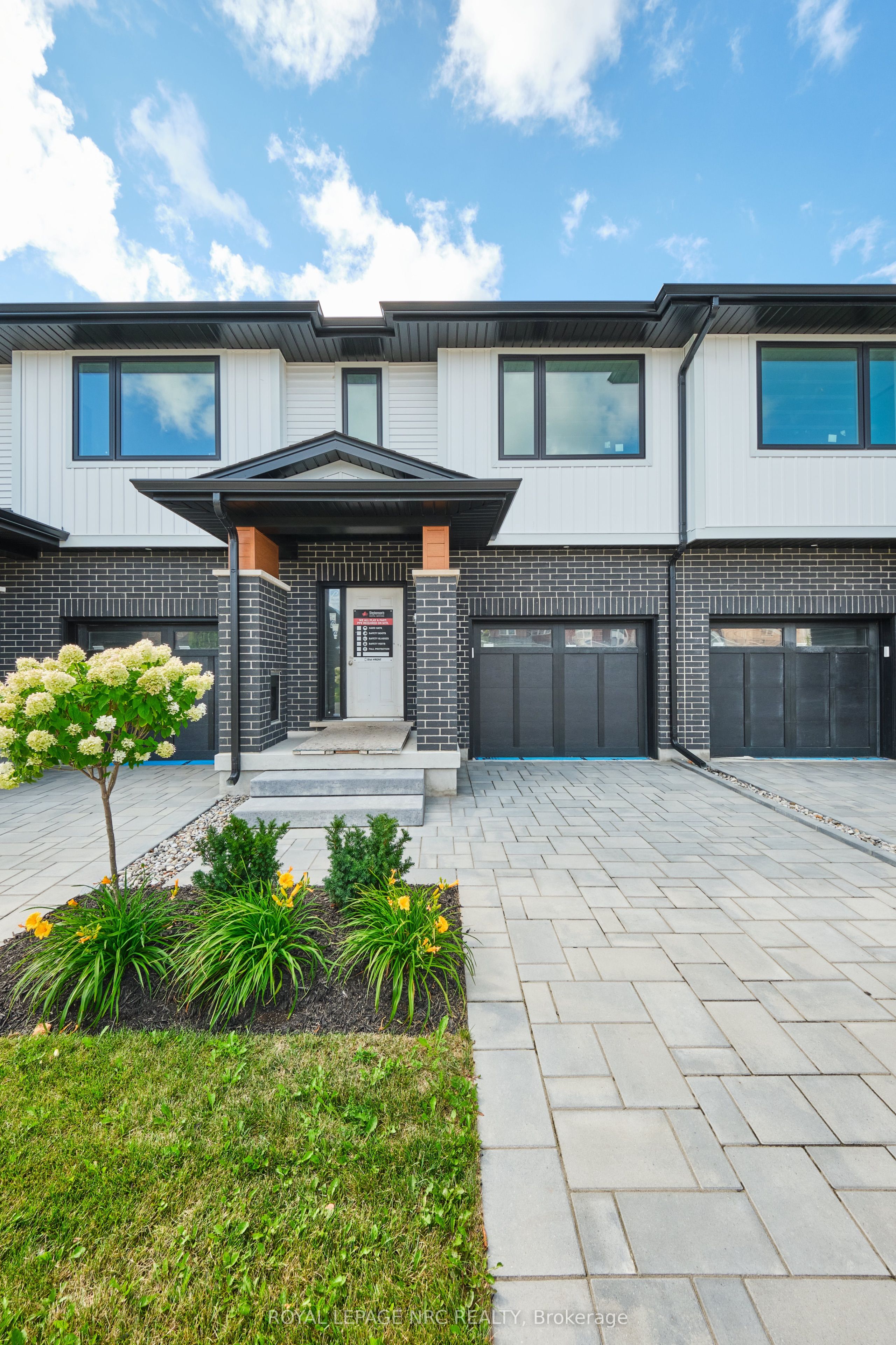 51 HARMONY Way, Thorold, ON L2V 0H2 photo 3