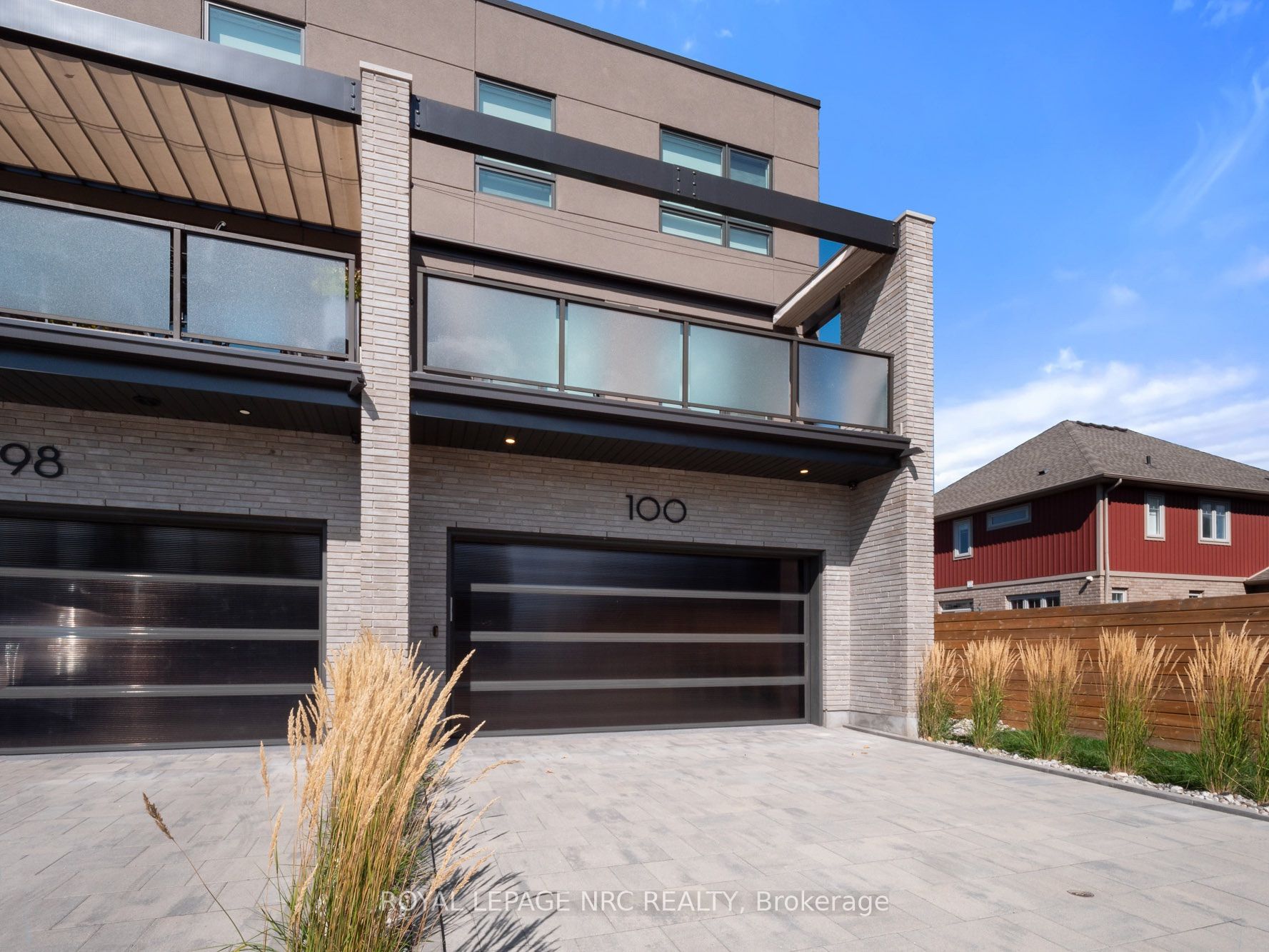 100 Moody Street, Pelham, ON L3E 0B3 photo 3