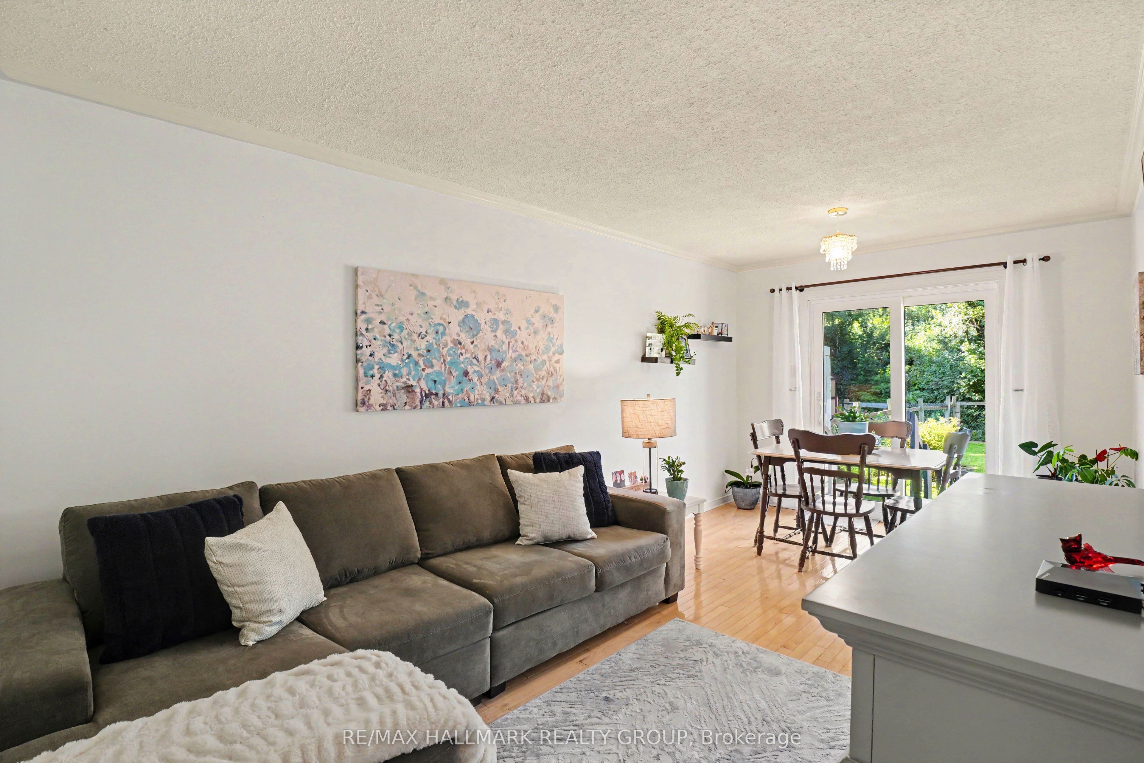 24 Garden Avenue, Perth, ON K7H 3L9 photo 5