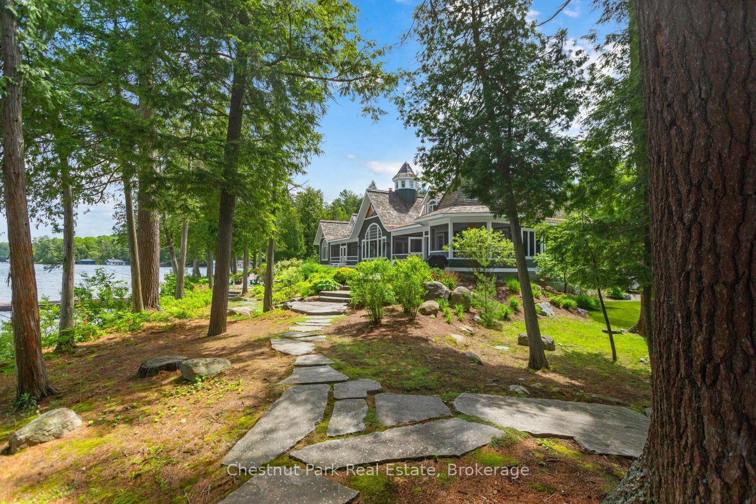 1401 Rosseau Lake 1 Road, Muskoka Lakes, ON P0B 1M0 photo 3