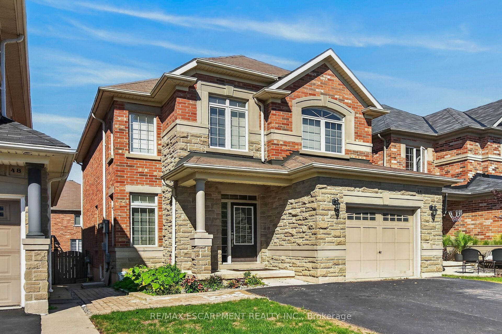 44 Matteo Trail, Hamilton, ON L9B 0E6 photo 2