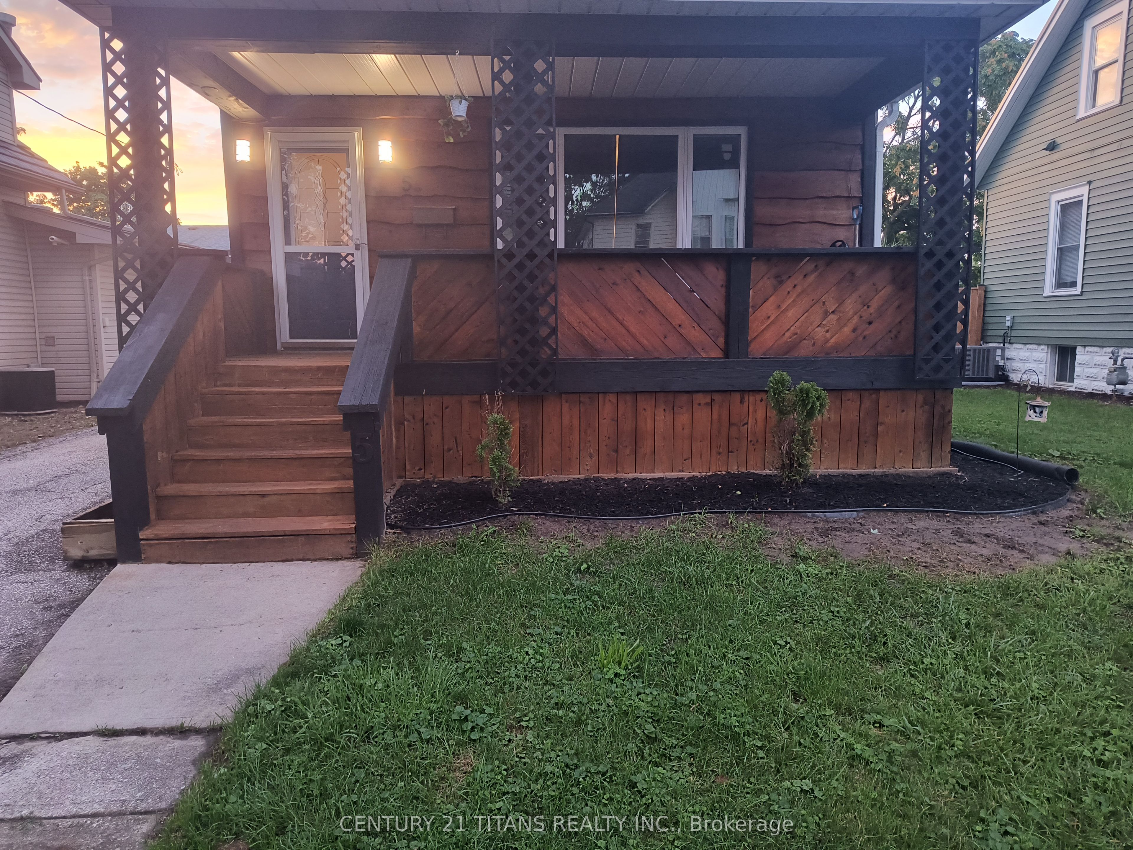 5 Poplar Street, Chatham-Kent, ON N7L 1J8 photo 4