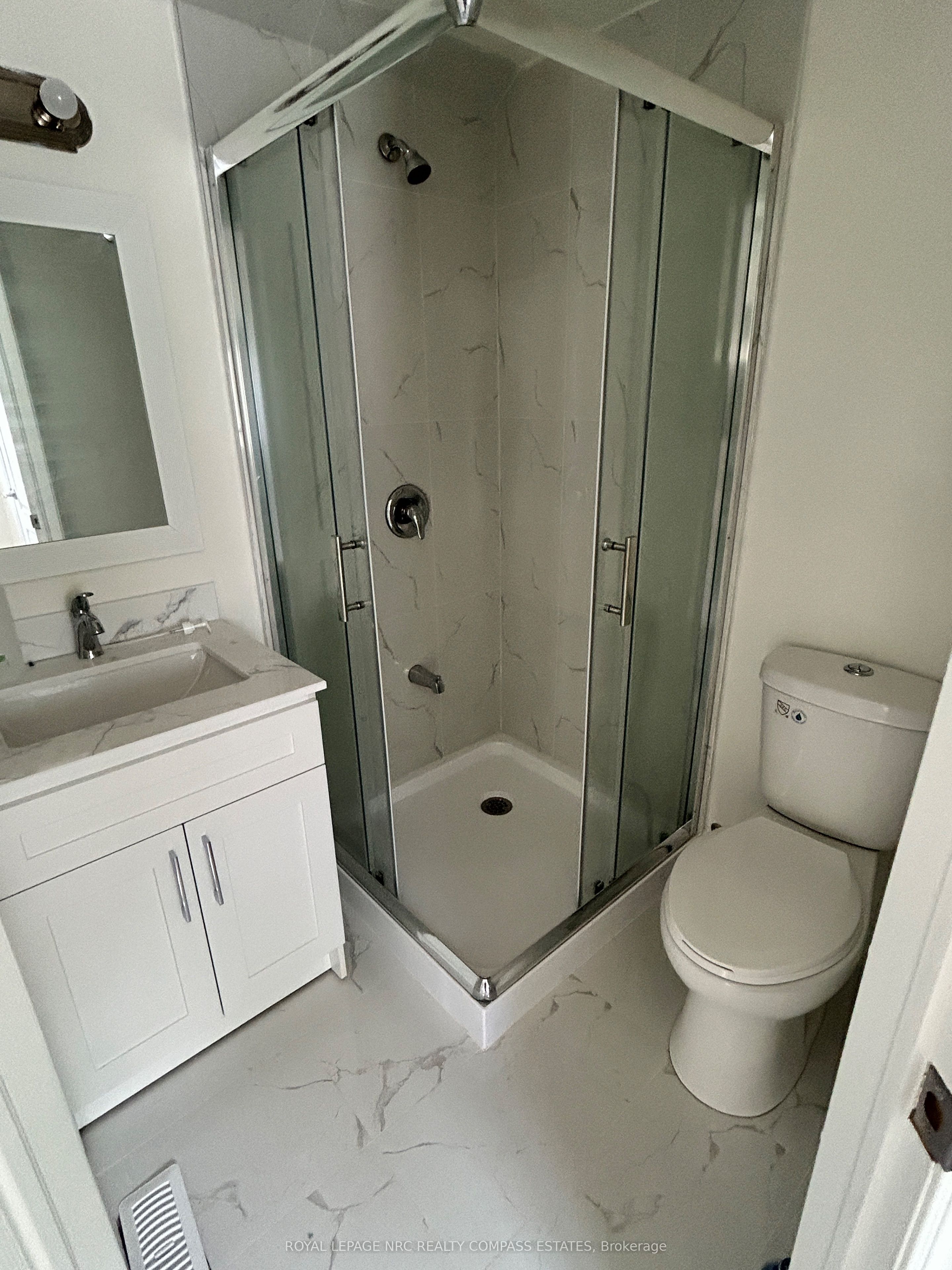 4299 Second Avenue 1, Niagara Falls, ON L2E 4G8 photo 4