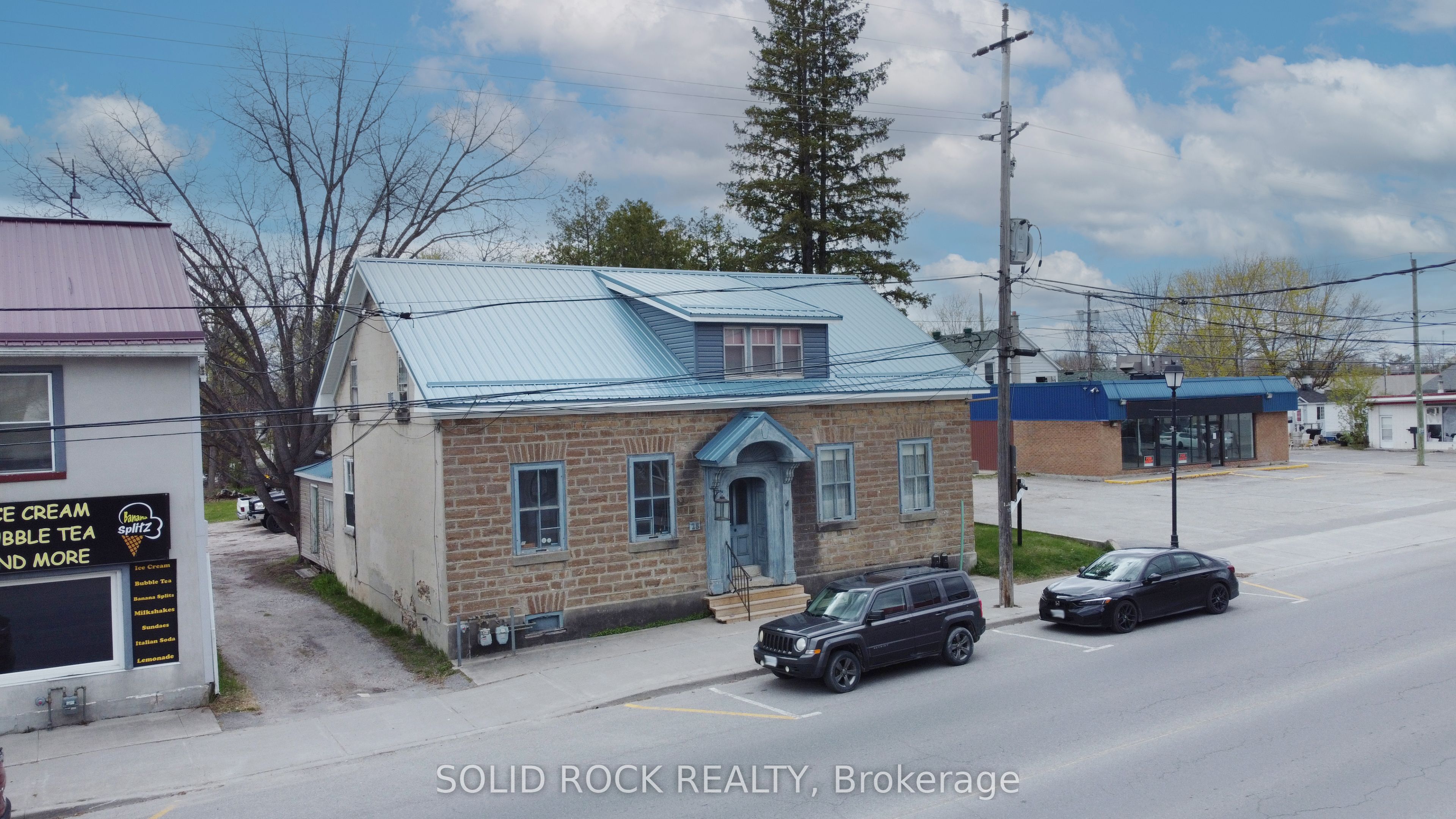 28 Wilson Street W, Perth, ON K7H 2M9 photo 2