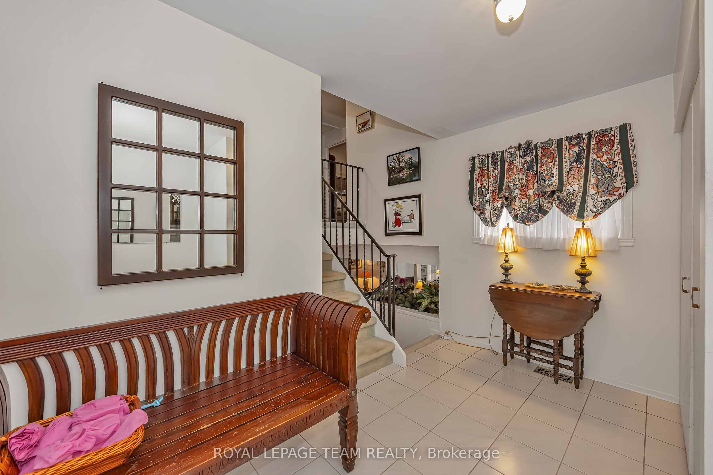 1174 Bonnie Crescent, Belair Park - Copeland Park and Area, ON K2C 1Z5 photo 5