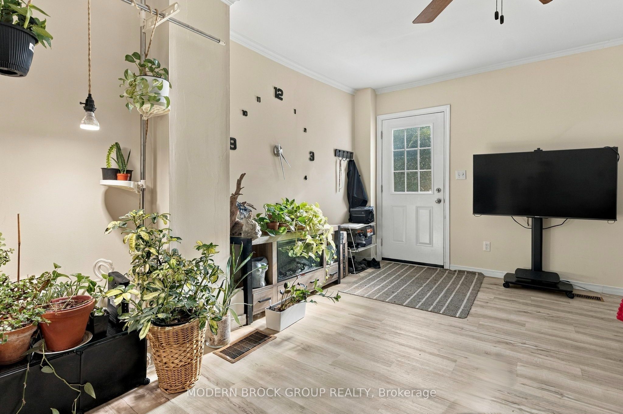 7 Elm Street, Brockville, ON K6V 5M5 photo 4