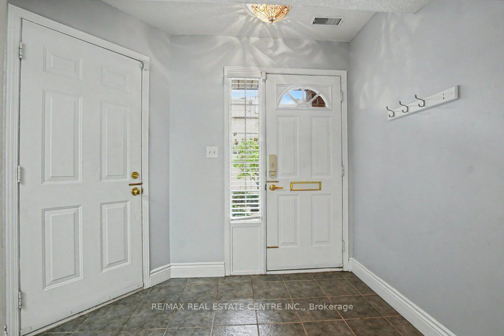 23 Grosvenor Lane n/a, Cambridge, ON N1R 8N2 photo 5