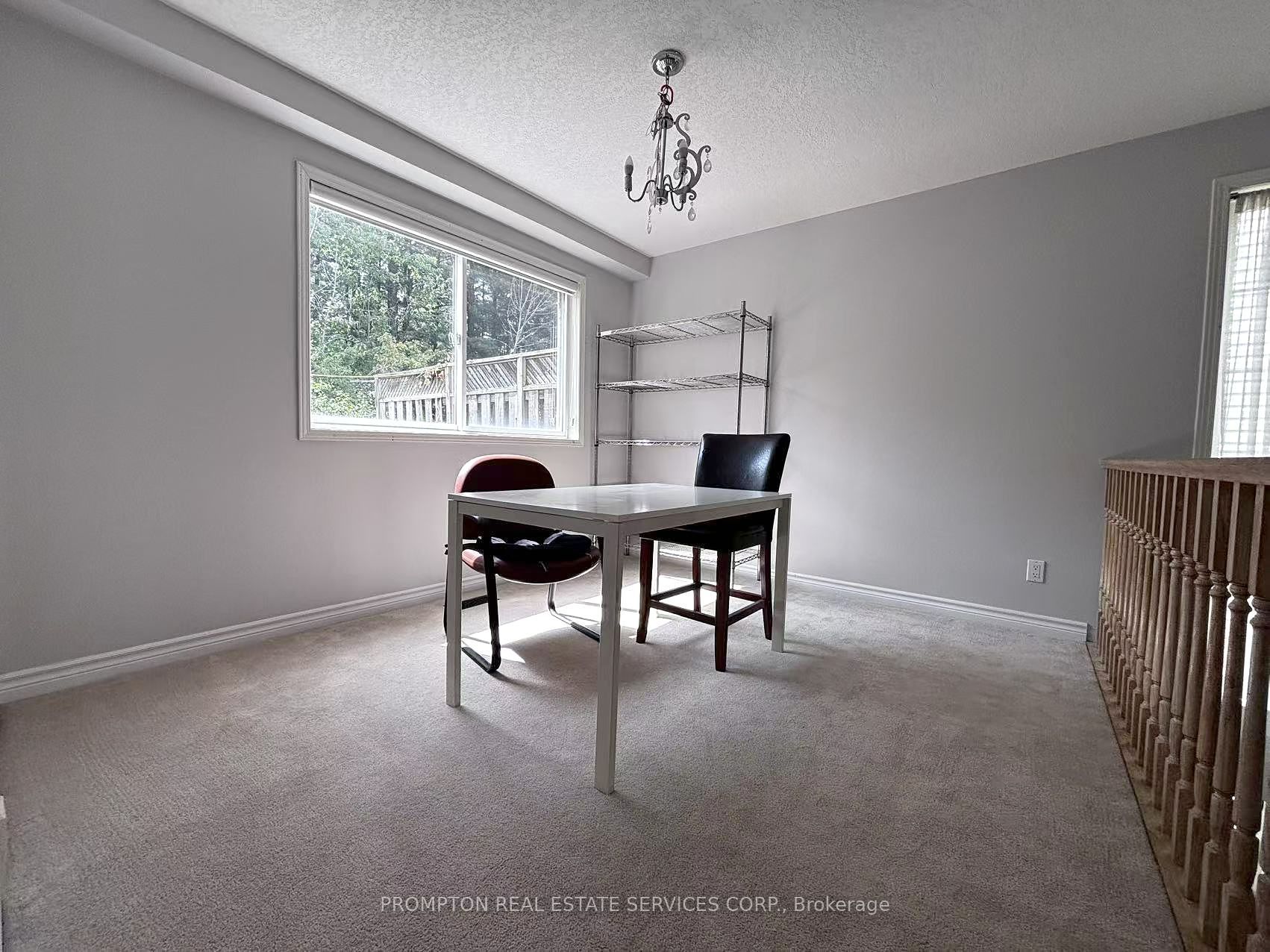 487 Laurel Gate Drive, Waterloo, ON N2T 2R9 photo 3