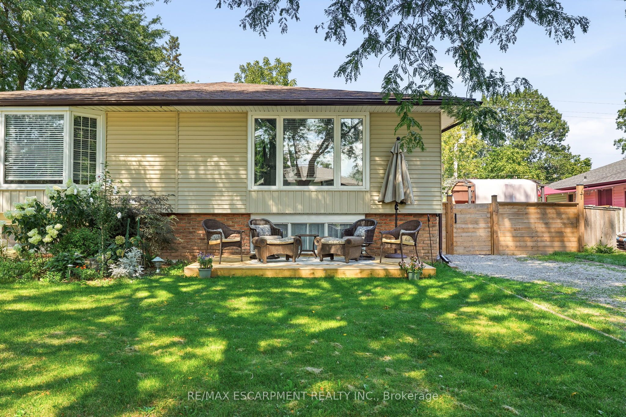3 Glengrove Avenue, Grimsby, ON L3M 4L6