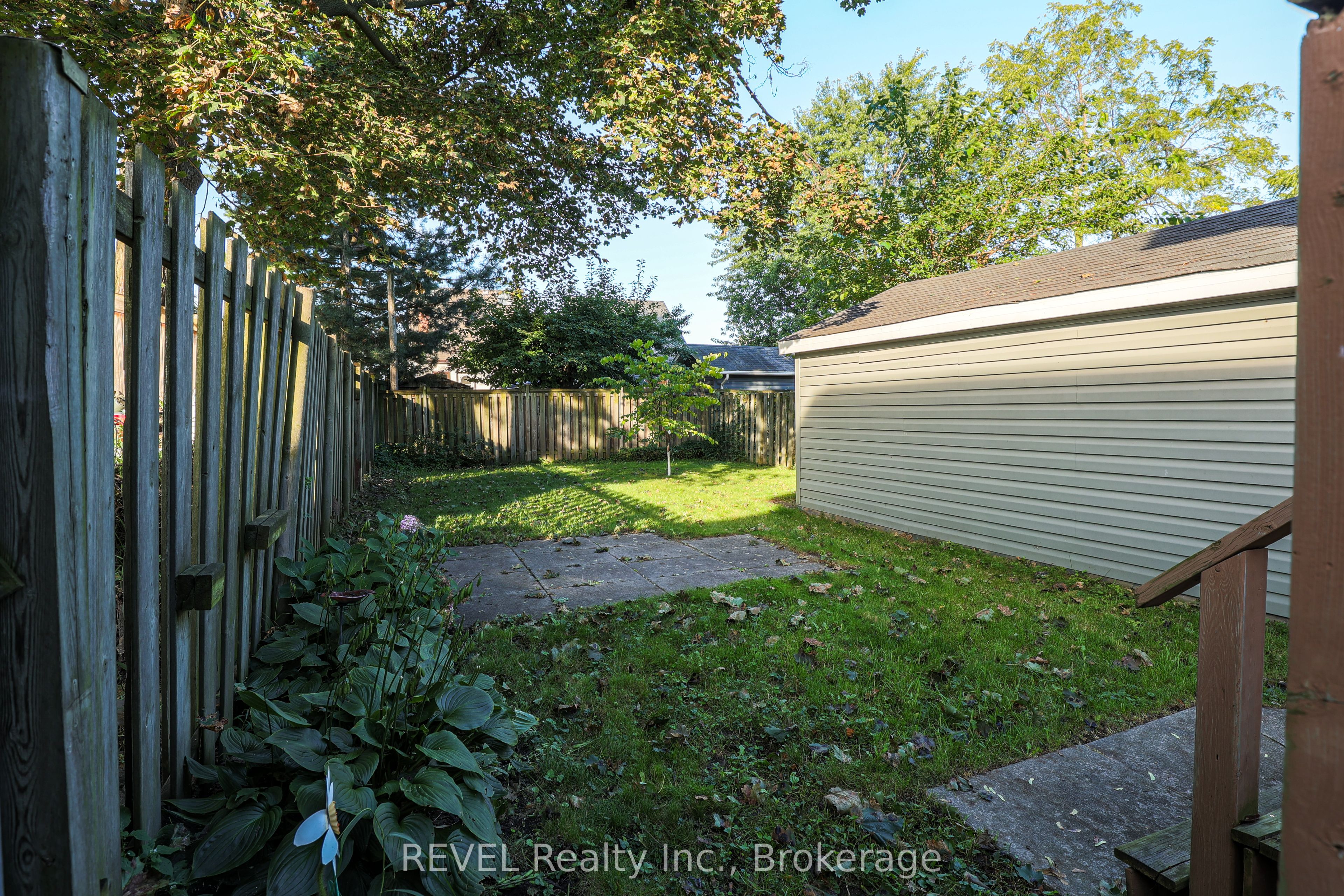 3 Victoria Street, St. Catharines, ON L2S 2K8 photo 5