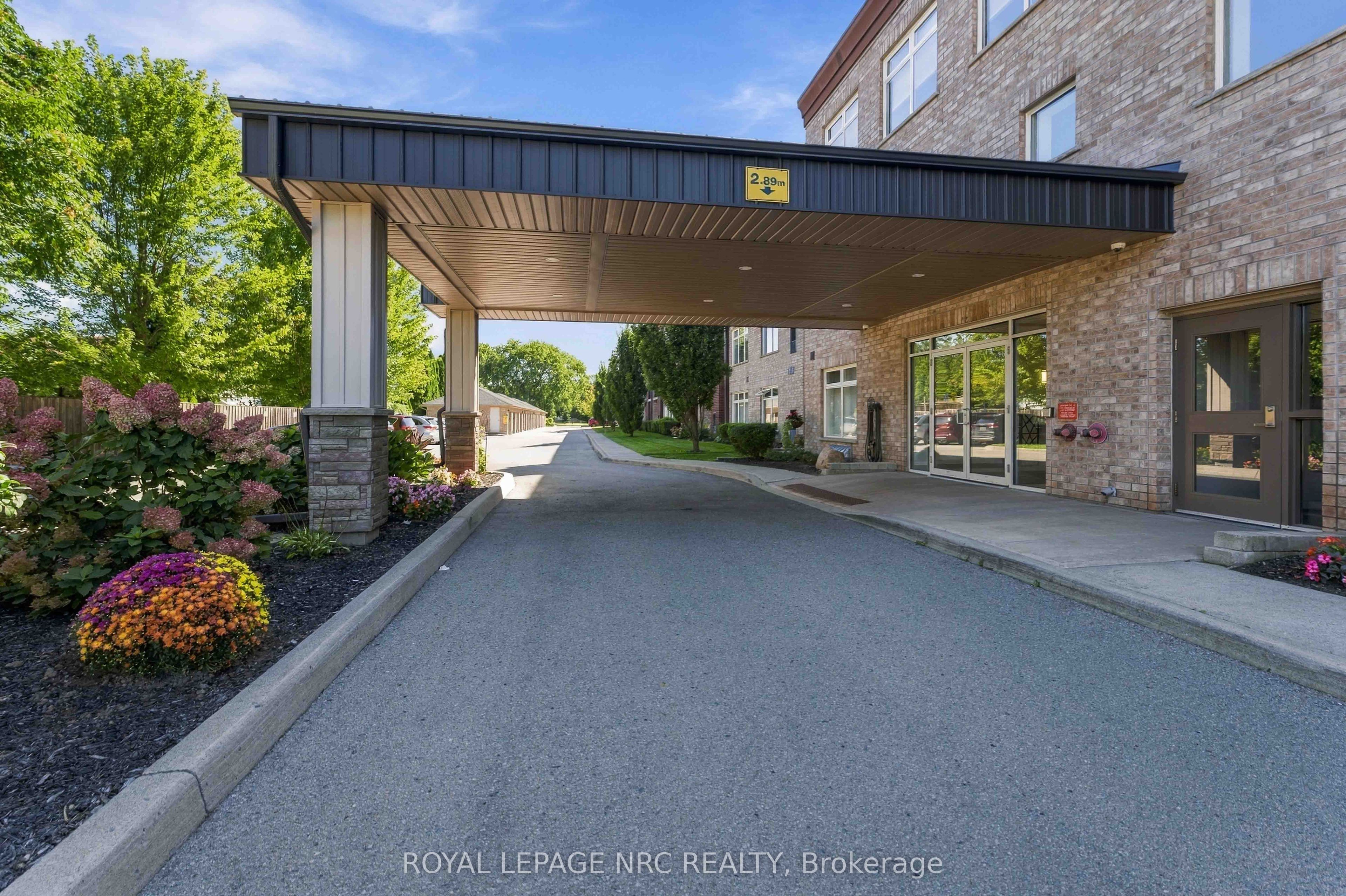4644 PETTIT Avenue 312, Niagara Falls, ON L2E 0B4 photo 2