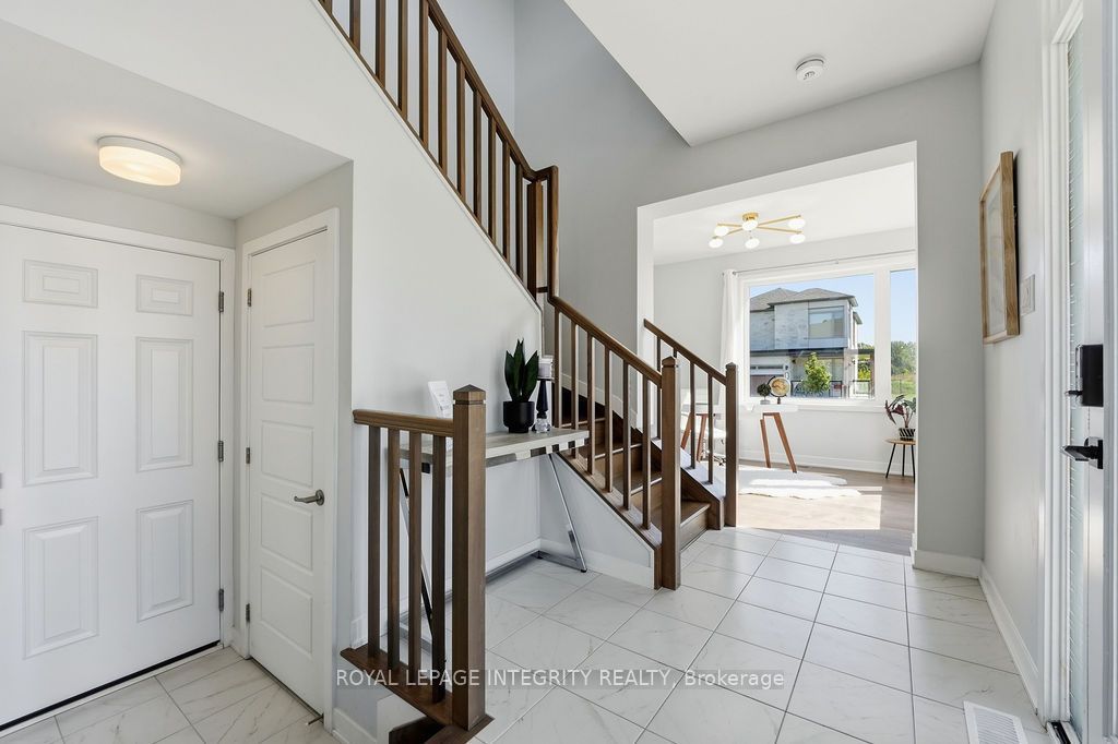 660 Fenwick Way, Barrhaven, ON K2J 7E6 photo 5