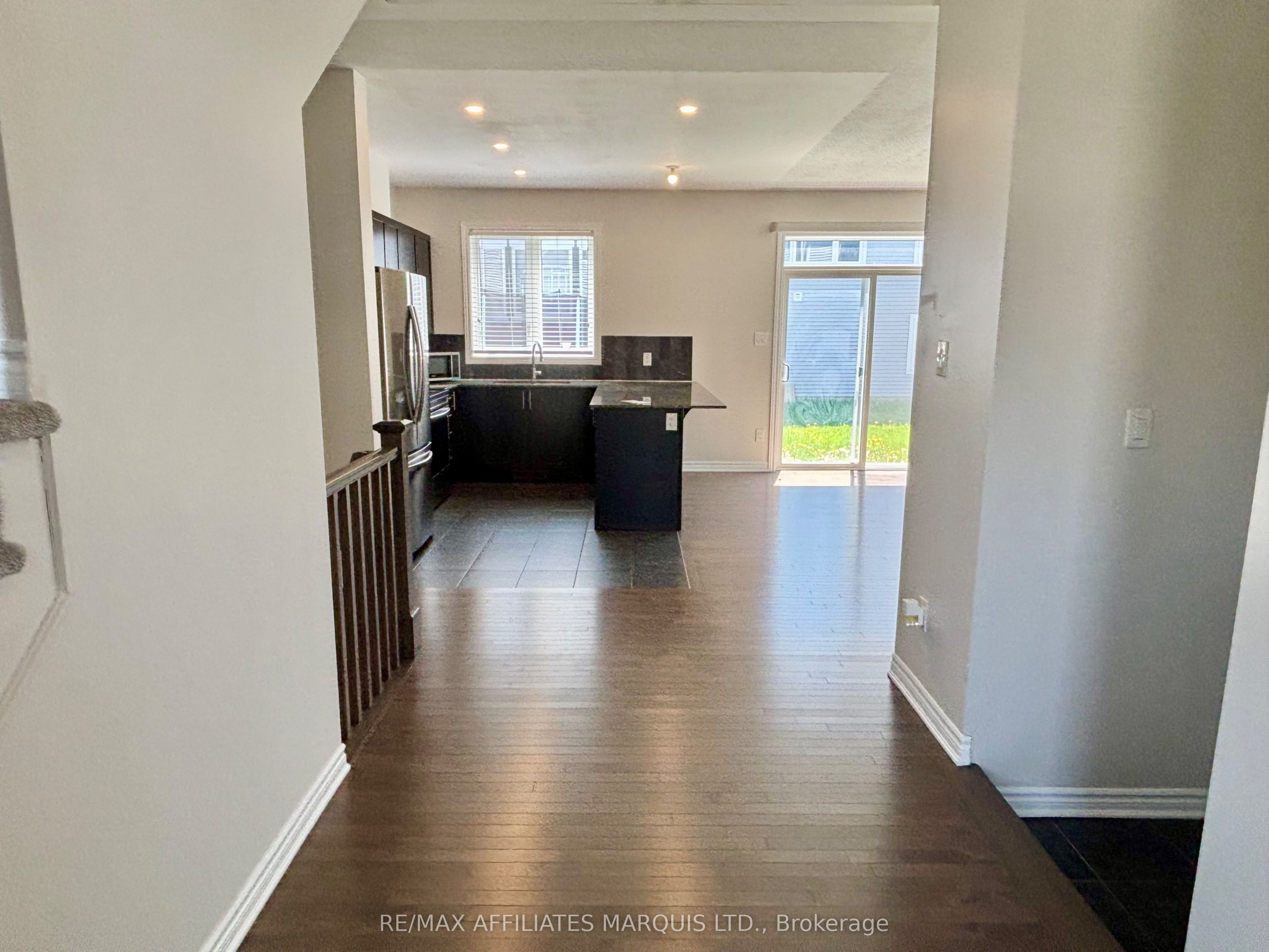 526 Sturnidae Street, Barrhaven, ON K2J 6W9 photo 5