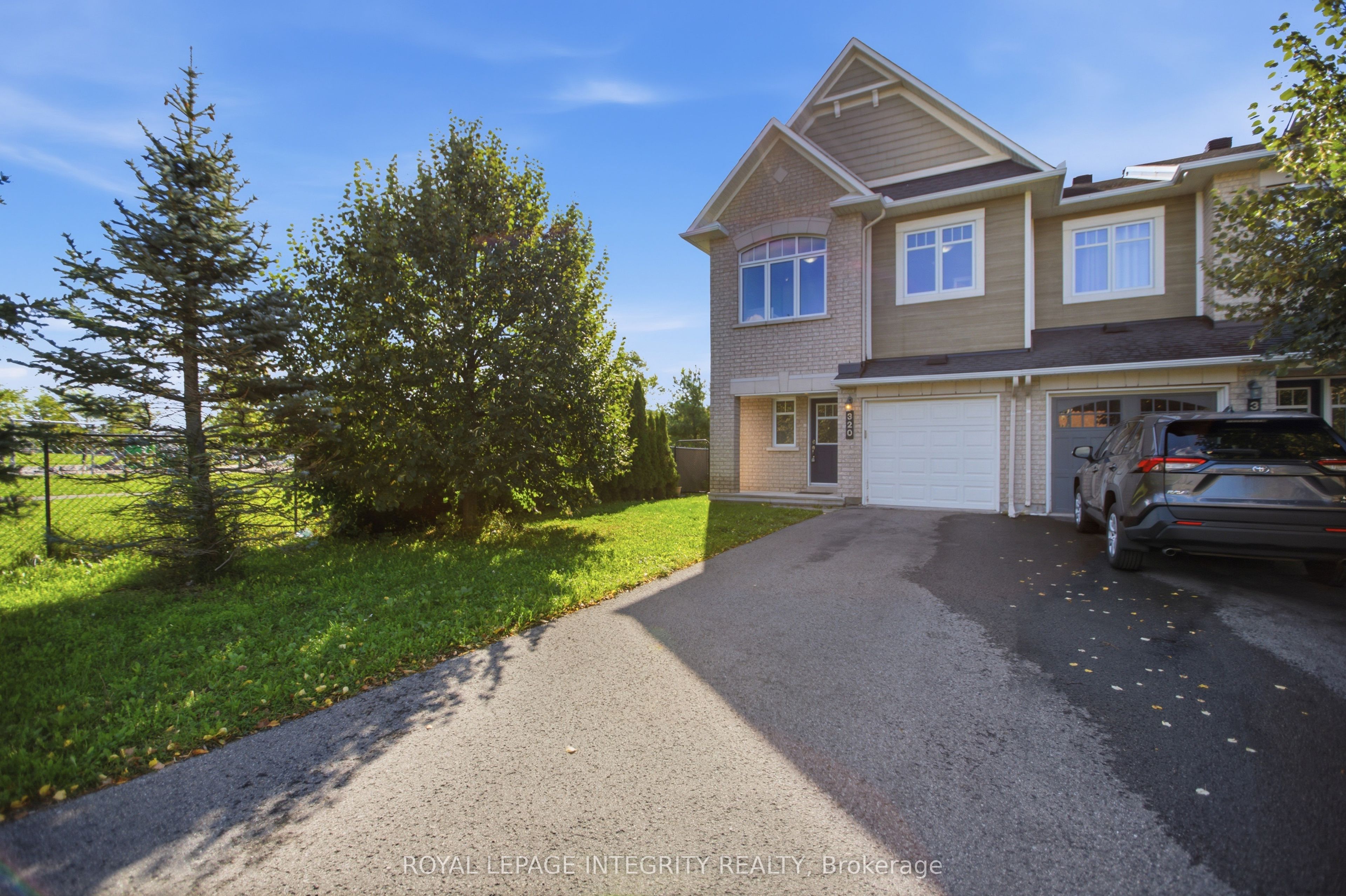 320 Tourmaline Crescent, Barrhaven, ON K2J 3T9 photo 3