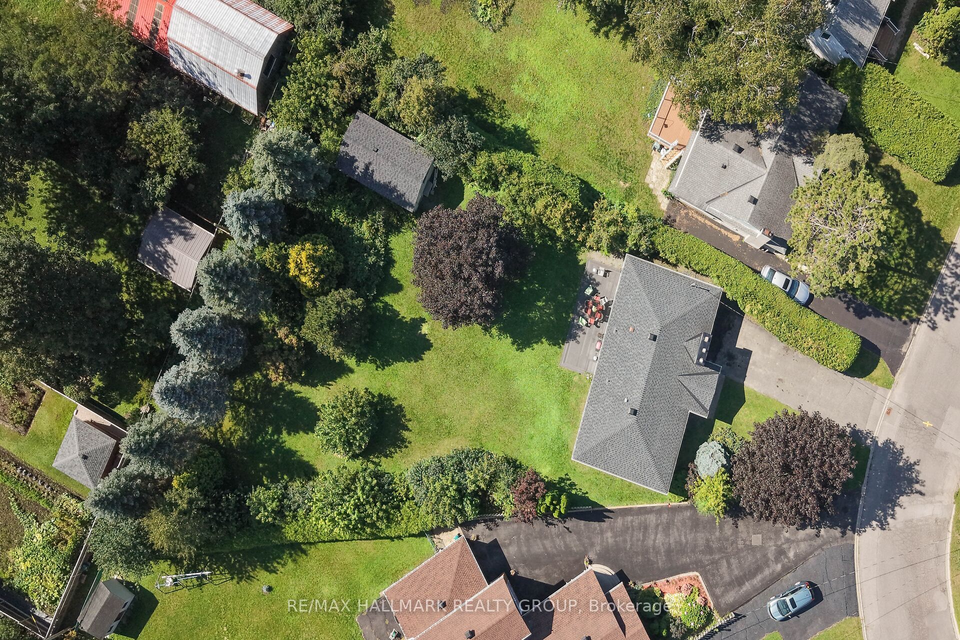 44 Appleford Street, Beacon Hill North - South and Area, ON K1J 6T8 photo 3