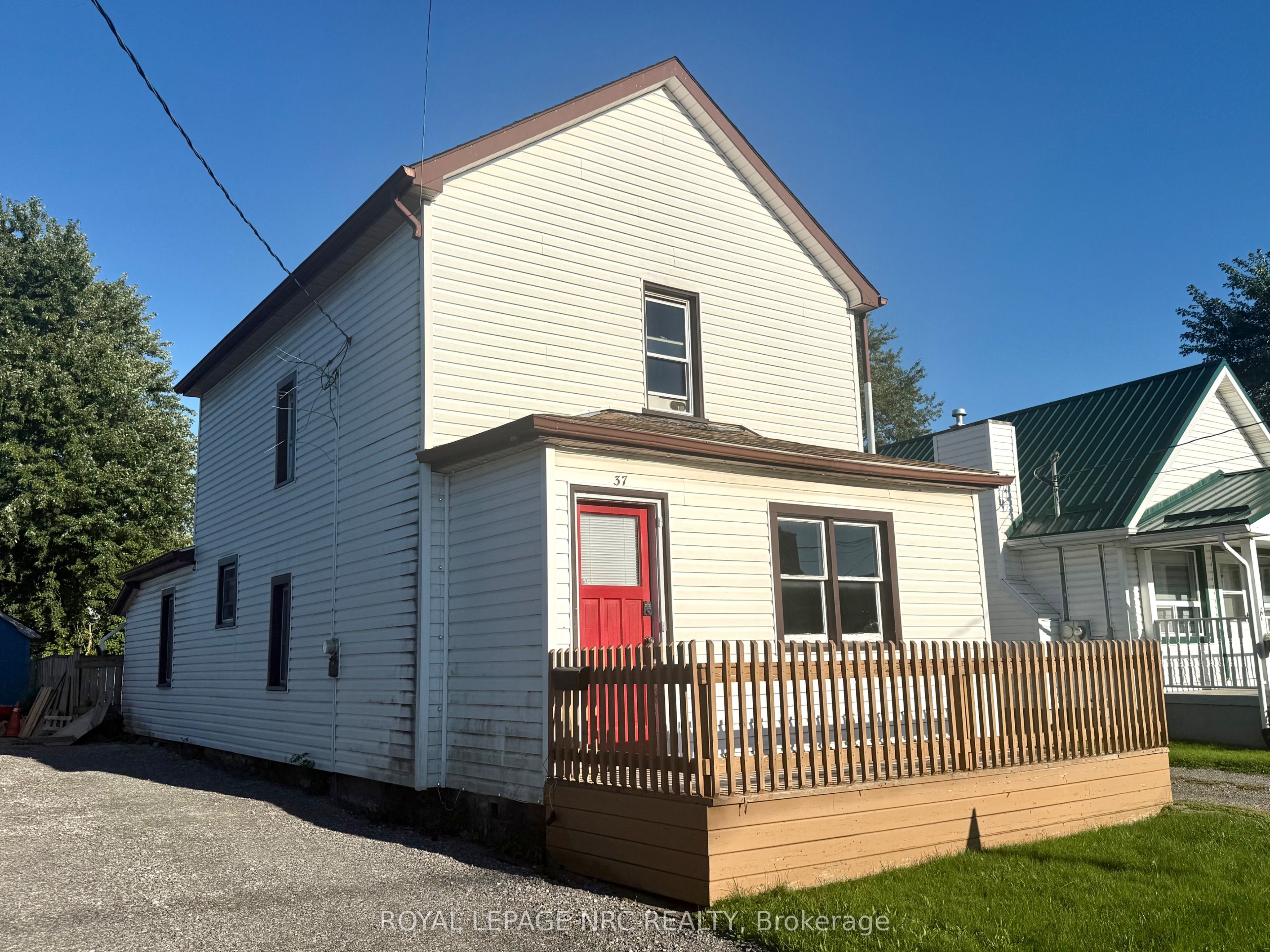 37 Wright Street, Welland, ON L3B 2K2