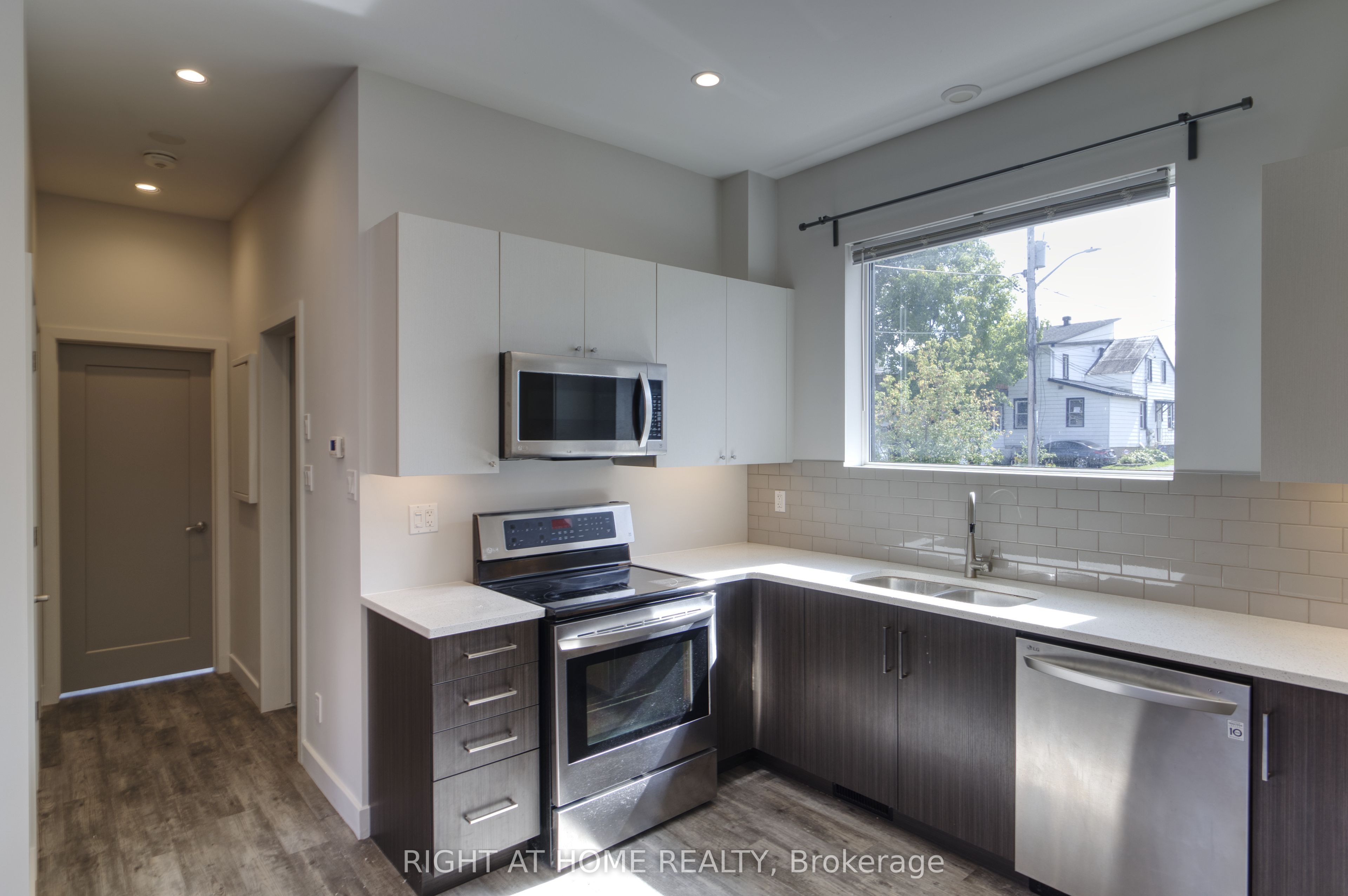 118/116 Water Street Unit #3, Mississippi Mills, ON K0A 1A0 photo 4