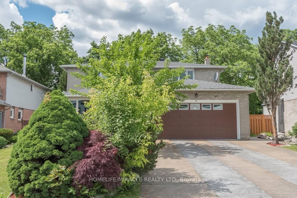 26 Blueberry Drive, Hamilton, ON L8E 4S1