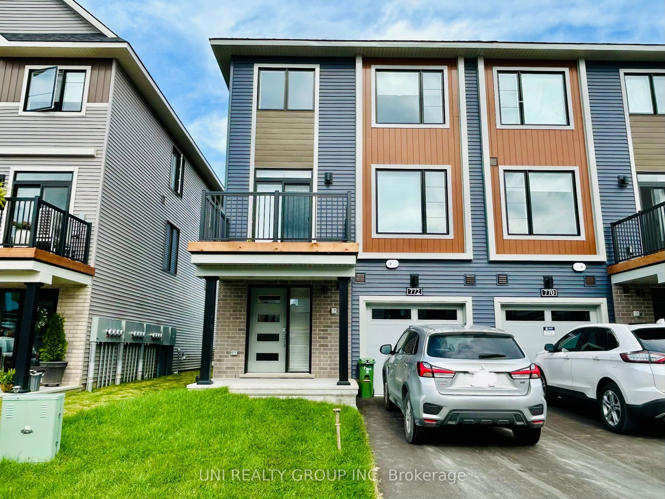 772 Tadpole Crescent, Barrhaven, ON K2J 7M9