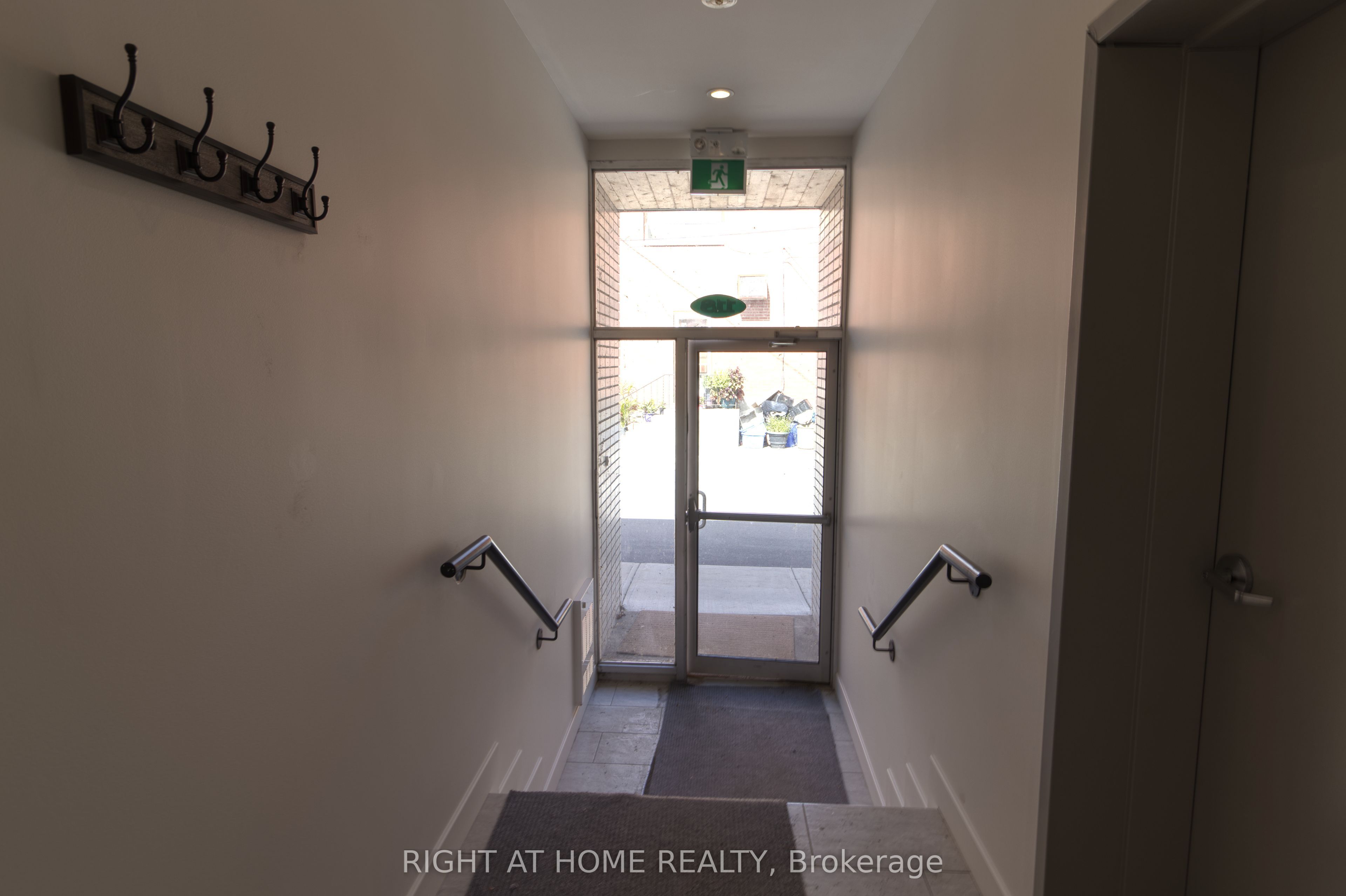 118/116 Water Street Unit #2, Mississippi Mills, ON K0A 1A0 photo 3