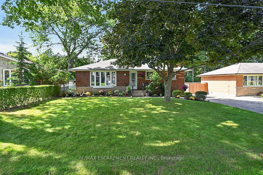 149 Berwick Street, Haldimand, ON N3W 1E6 photo 2