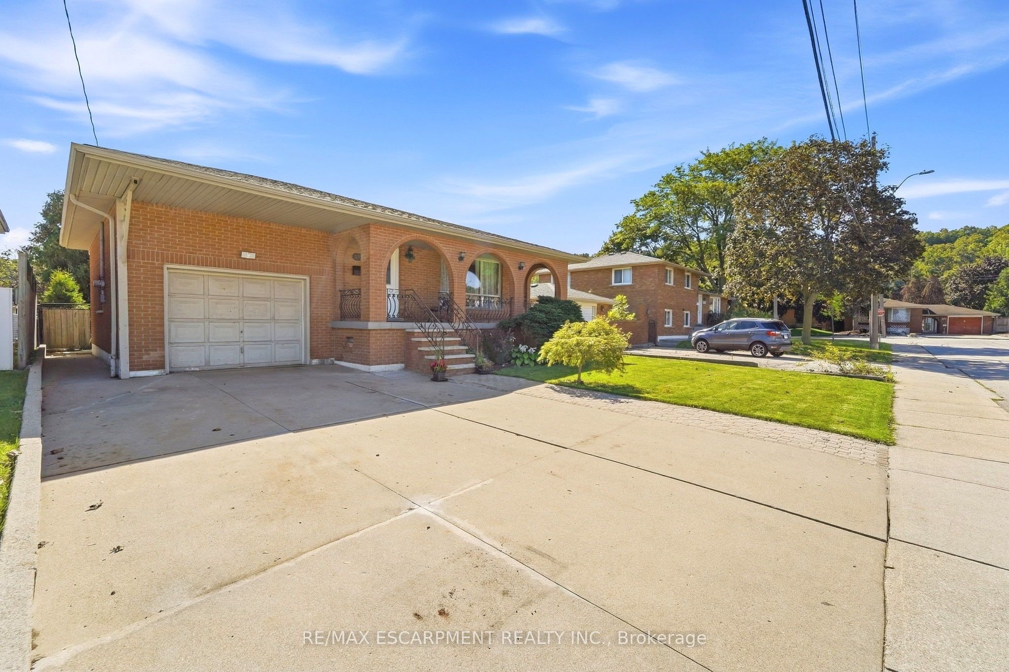 139 Glen Valley Drive, Hamilton, ON L8K 6A1 photo 3