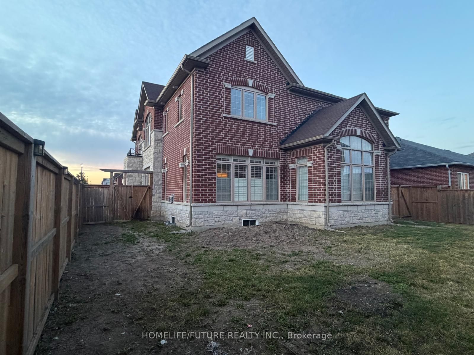 45 Pristine Trail Main & 2nd, Cavan Monaghan, ON L0A 1G0 photo 3