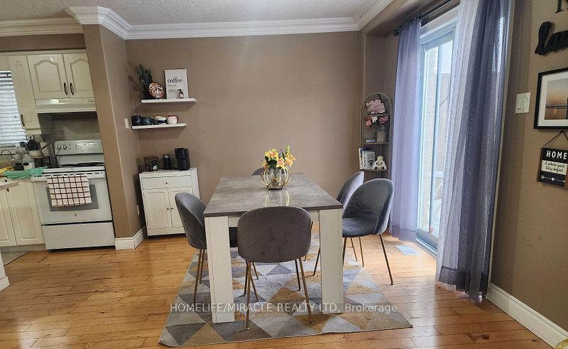 388 Thomas Slee Drive, Kitchener, ON N2P 2X5 photo 3