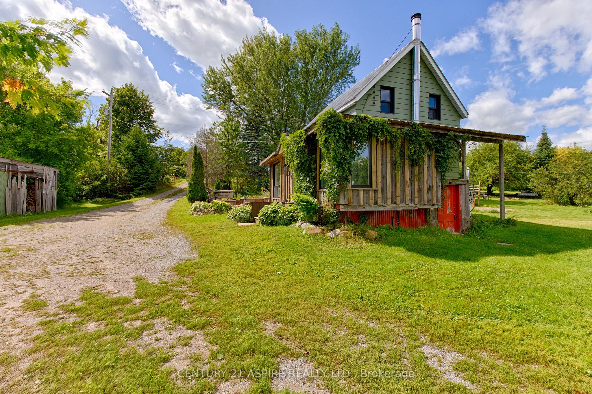 2552 Micksburg Road, Laurentian Valley, ON K8A 6W4 photo 5