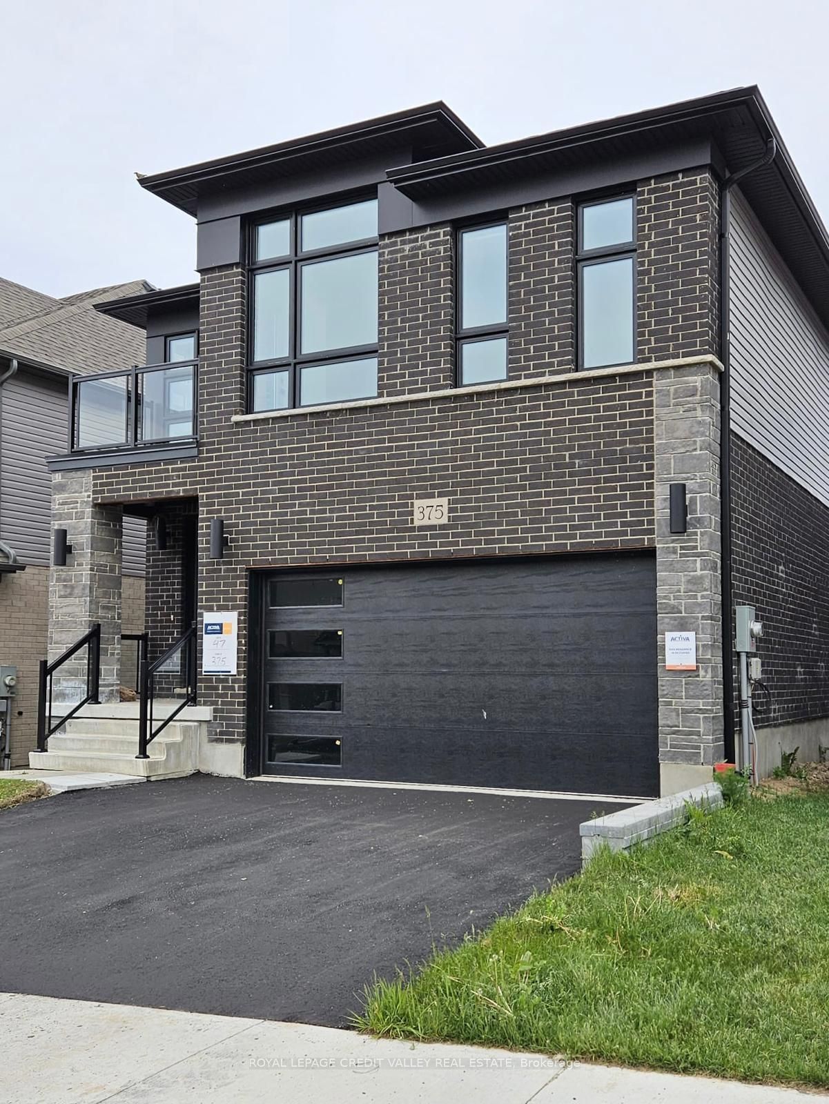 375 Chokecherry Crescent, Waterloo, ON N2V 0H1 photo 3