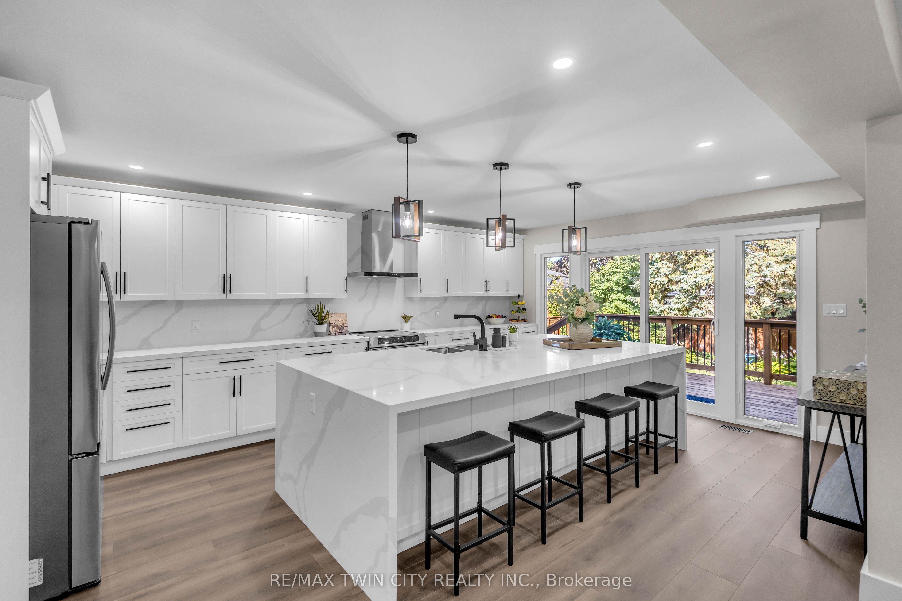 9 Rollingwood Crescent, Brantford, ON N3R 5Z7 photo 4