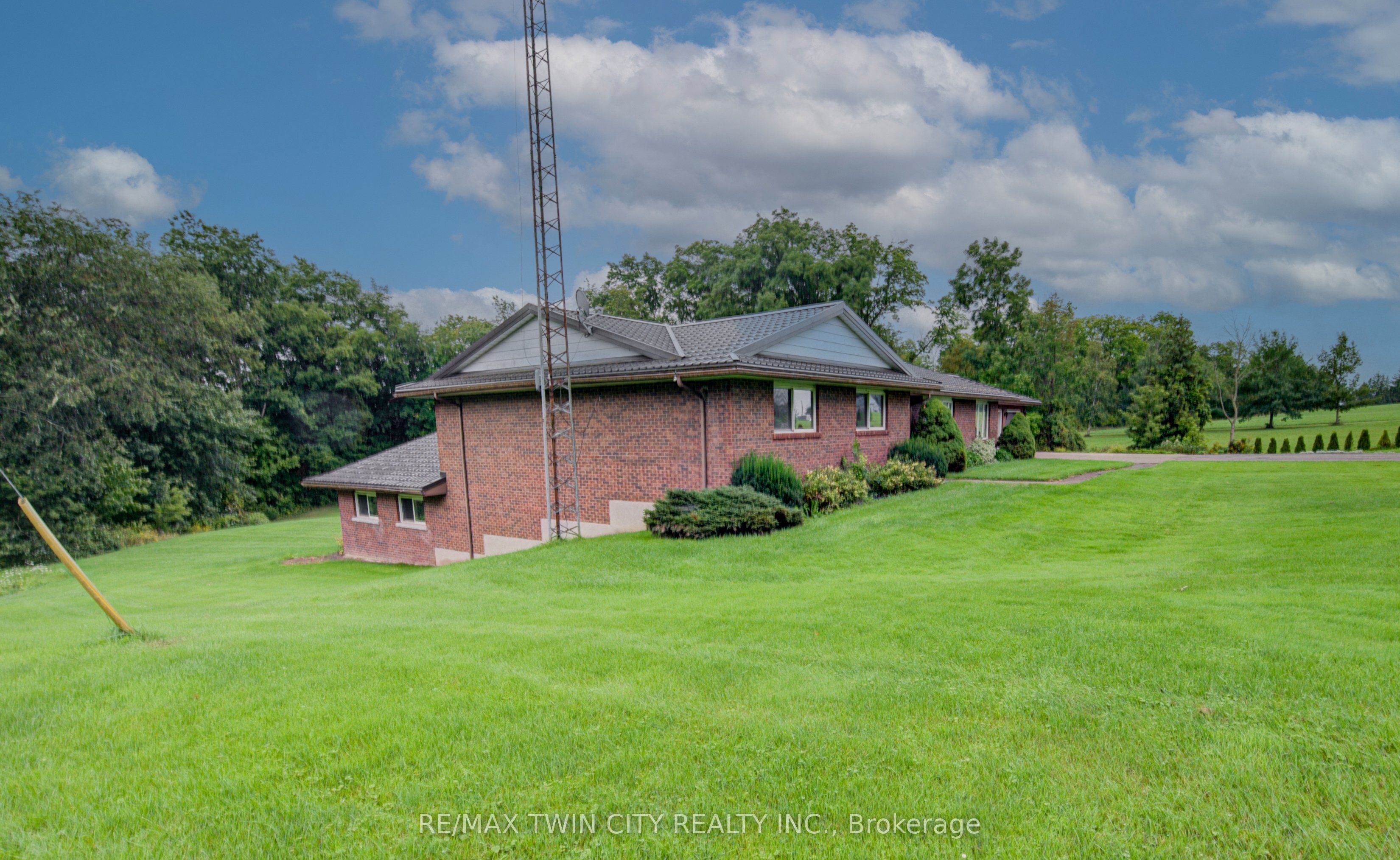 1177 Perth Street, Wilmot, ON N3A 1S1 photo 2