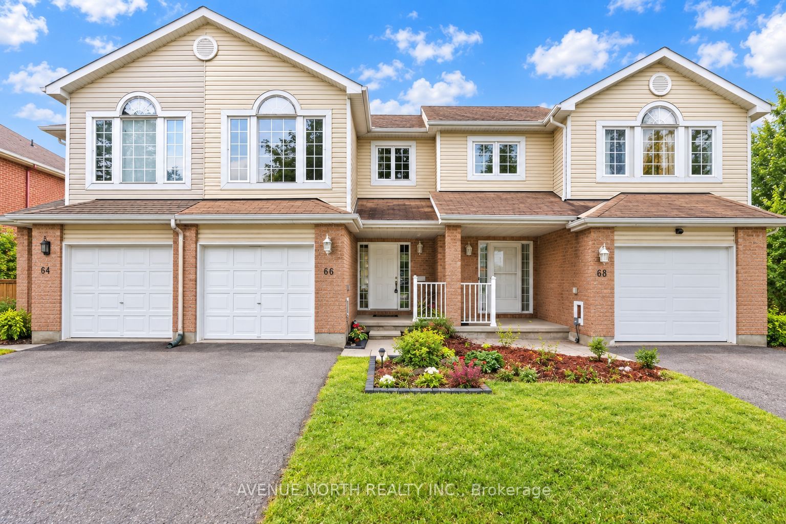 66 Woodgate Way, Barrhaven, ON K2J 4E6 photo 2