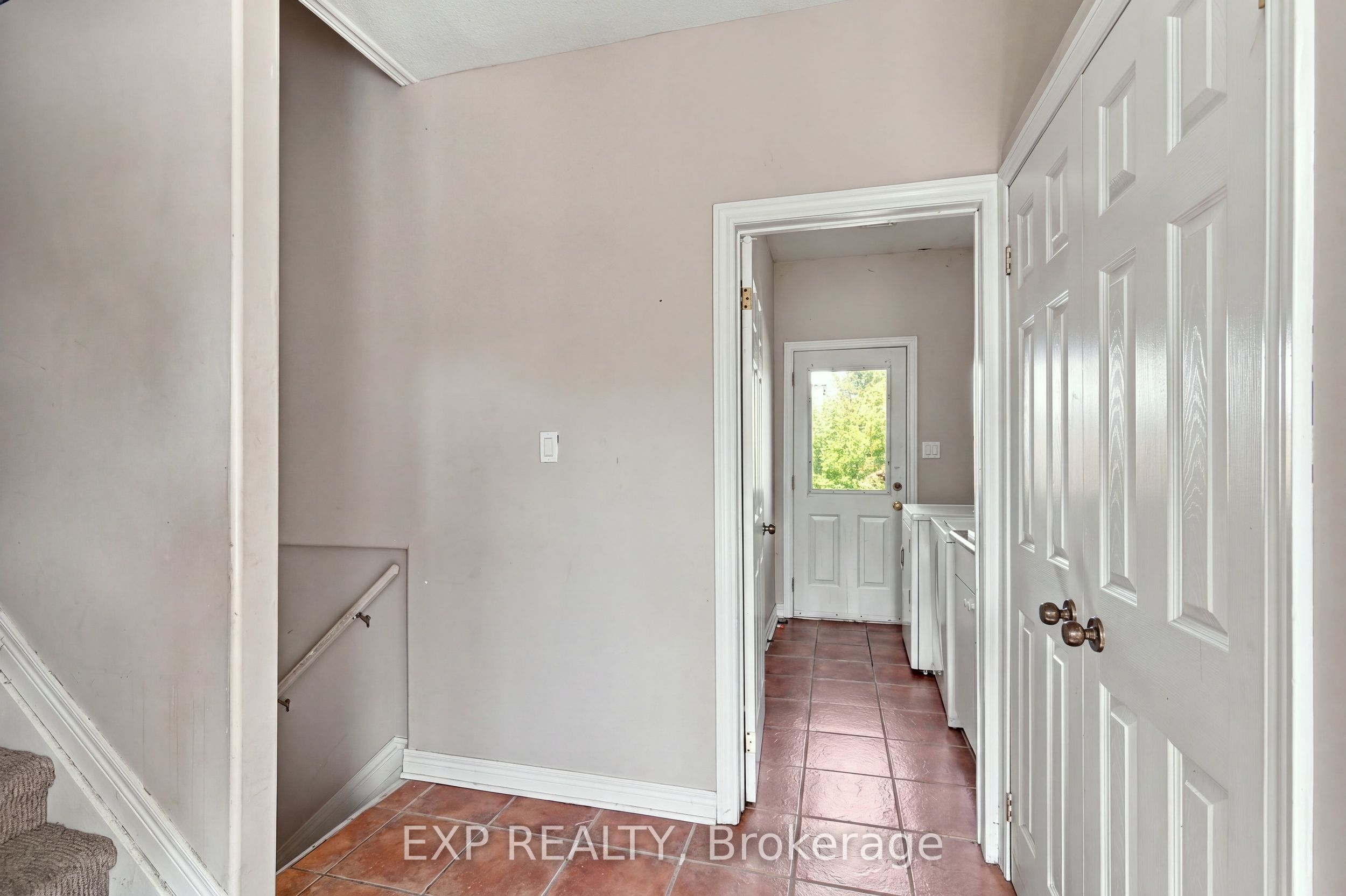 59 Parker Street, St. Catharines, ON L2S 1W1 photo 4